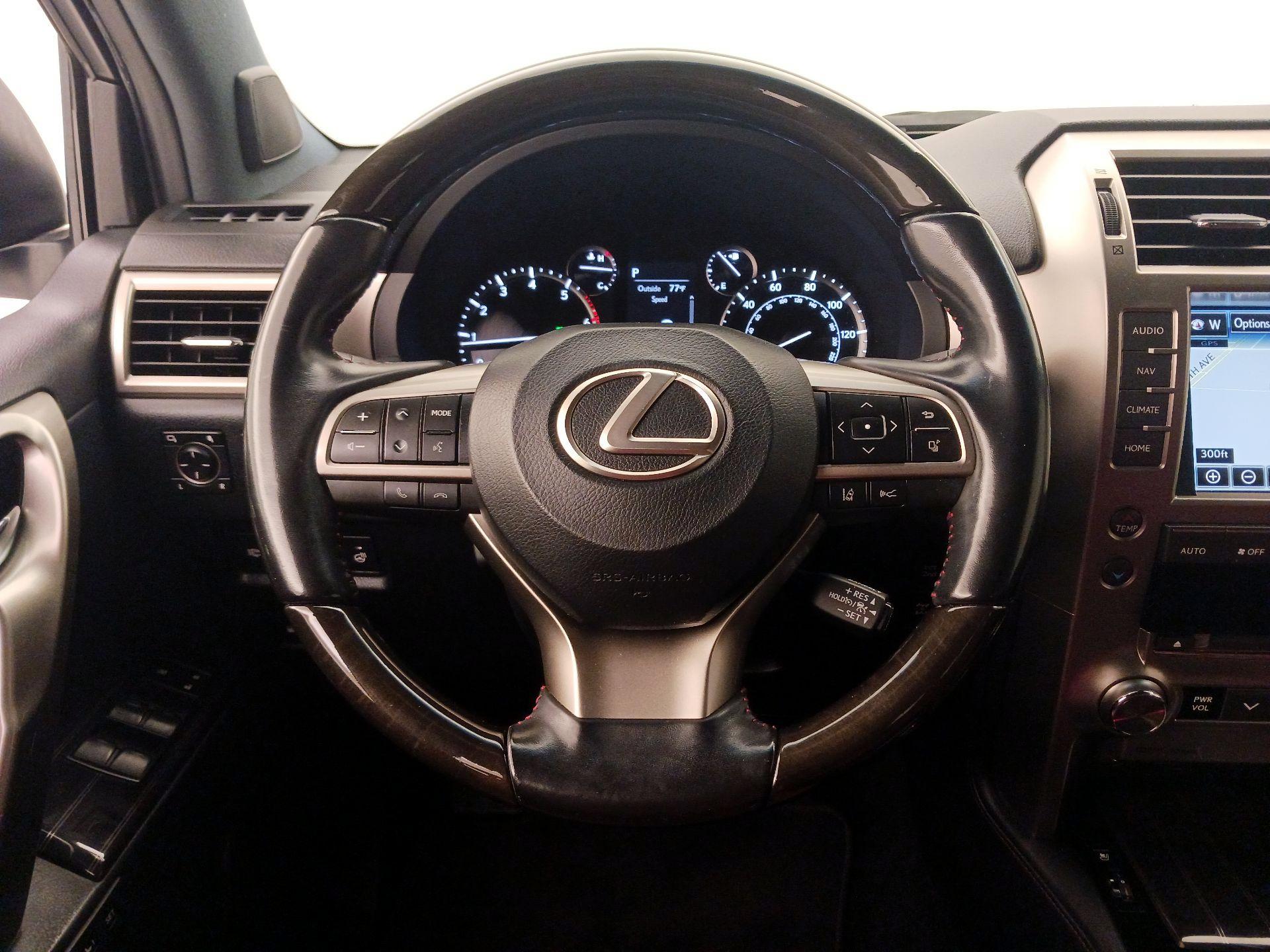 Thumbnail: 2021 Lexus GX - 10