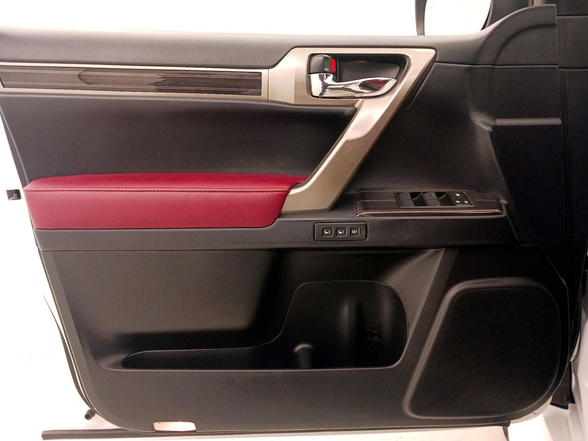 Thumbnail: 2021 Lexus GX - 12