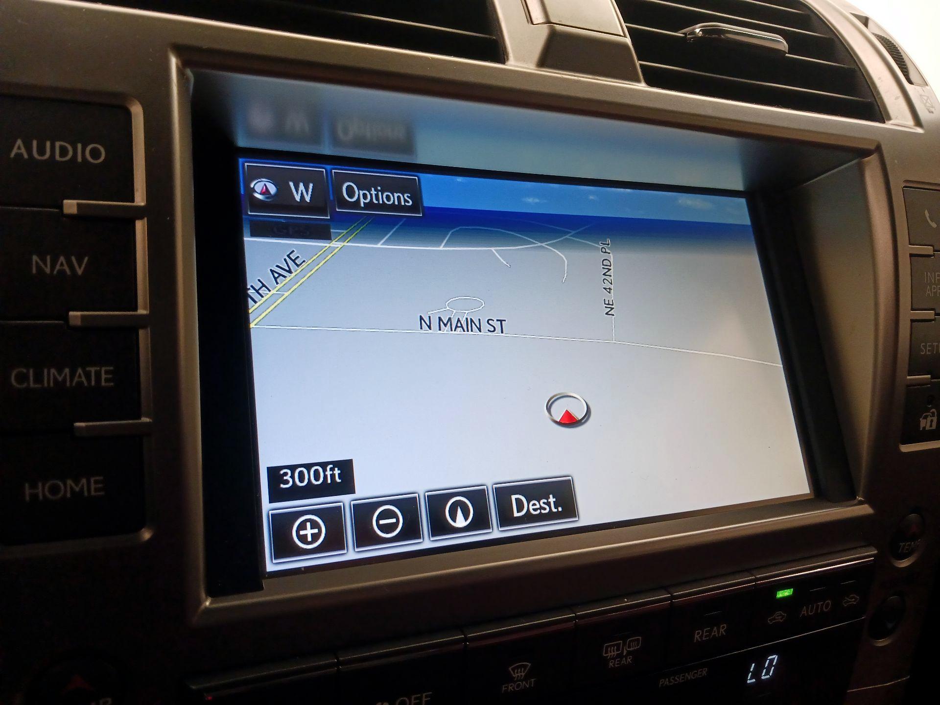 Thumbnail: 2021 Lexus GX - 14