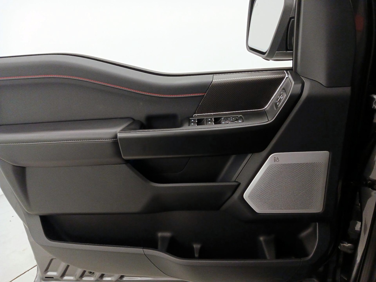 2025 Ford F-150 Raptor - Photo 13