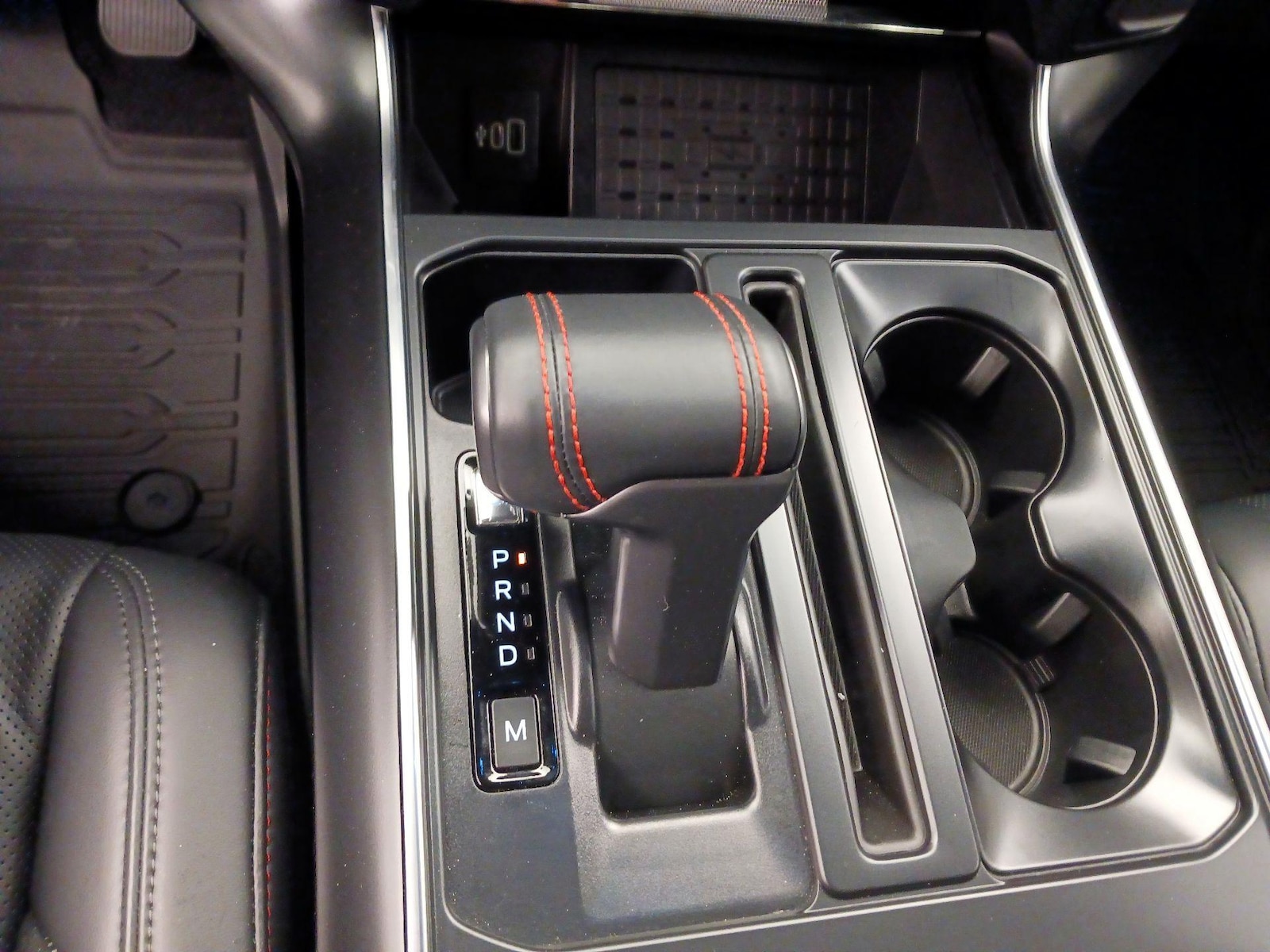 2025 Ford F-150 Raptor - Photo 19