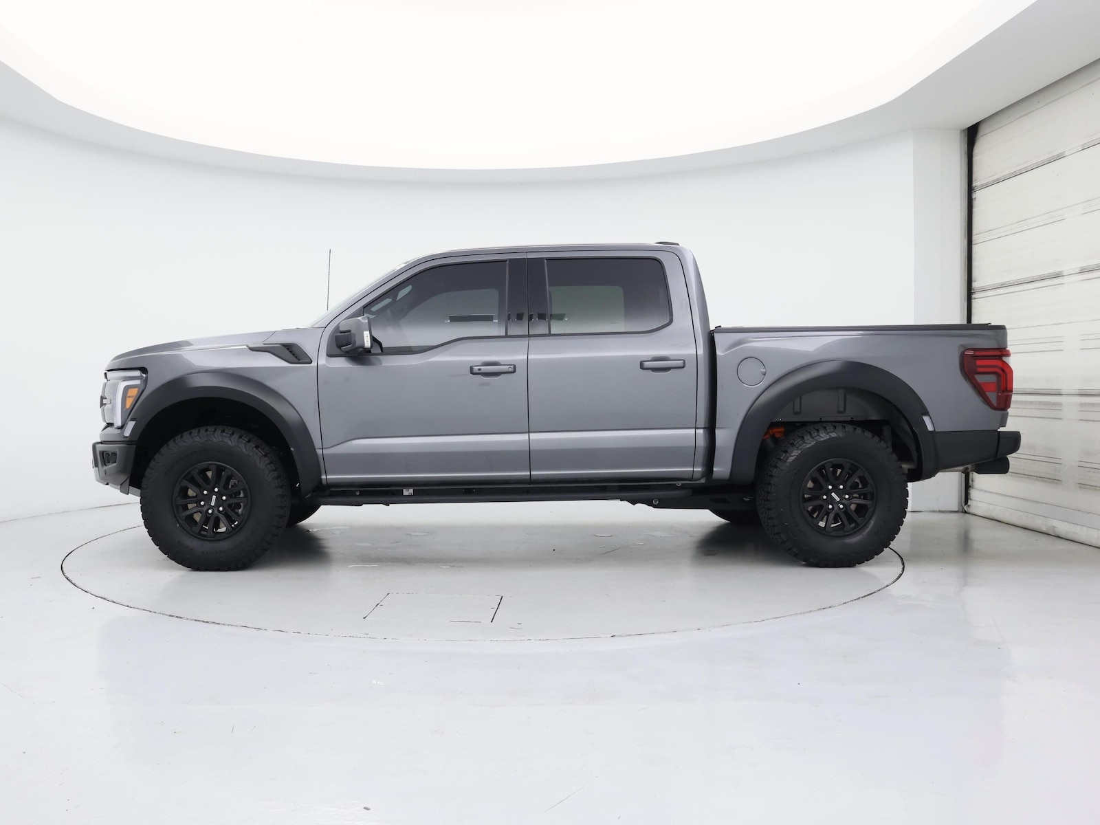 2025 Ford F-150 Raptor - Photo 4