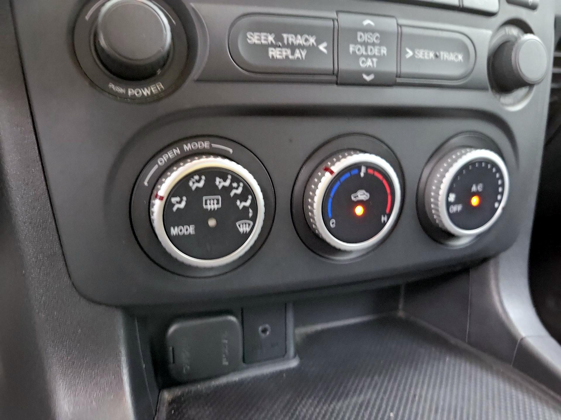 Thumbnail: 2014 Mazda MX-5 Miata - 15