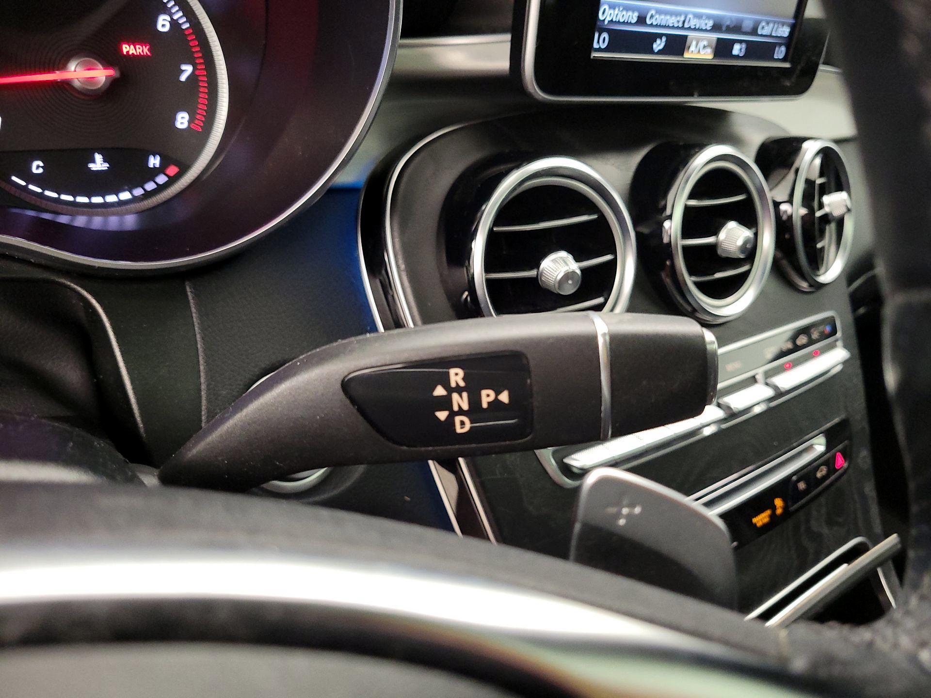 Thumbnail: 2019 Mercedes-Benz GLC - 15