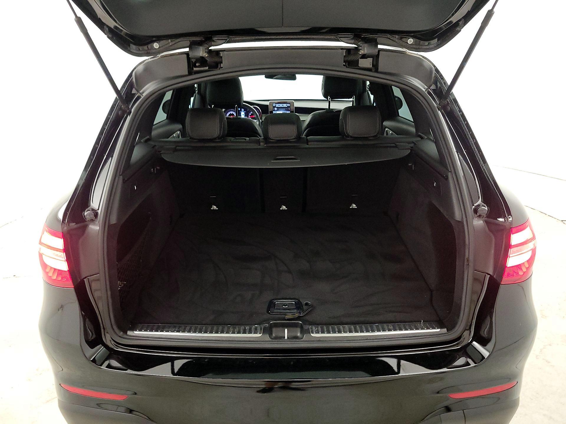 Thumbnail: 2019 Mercedes-Benz GLC - 19