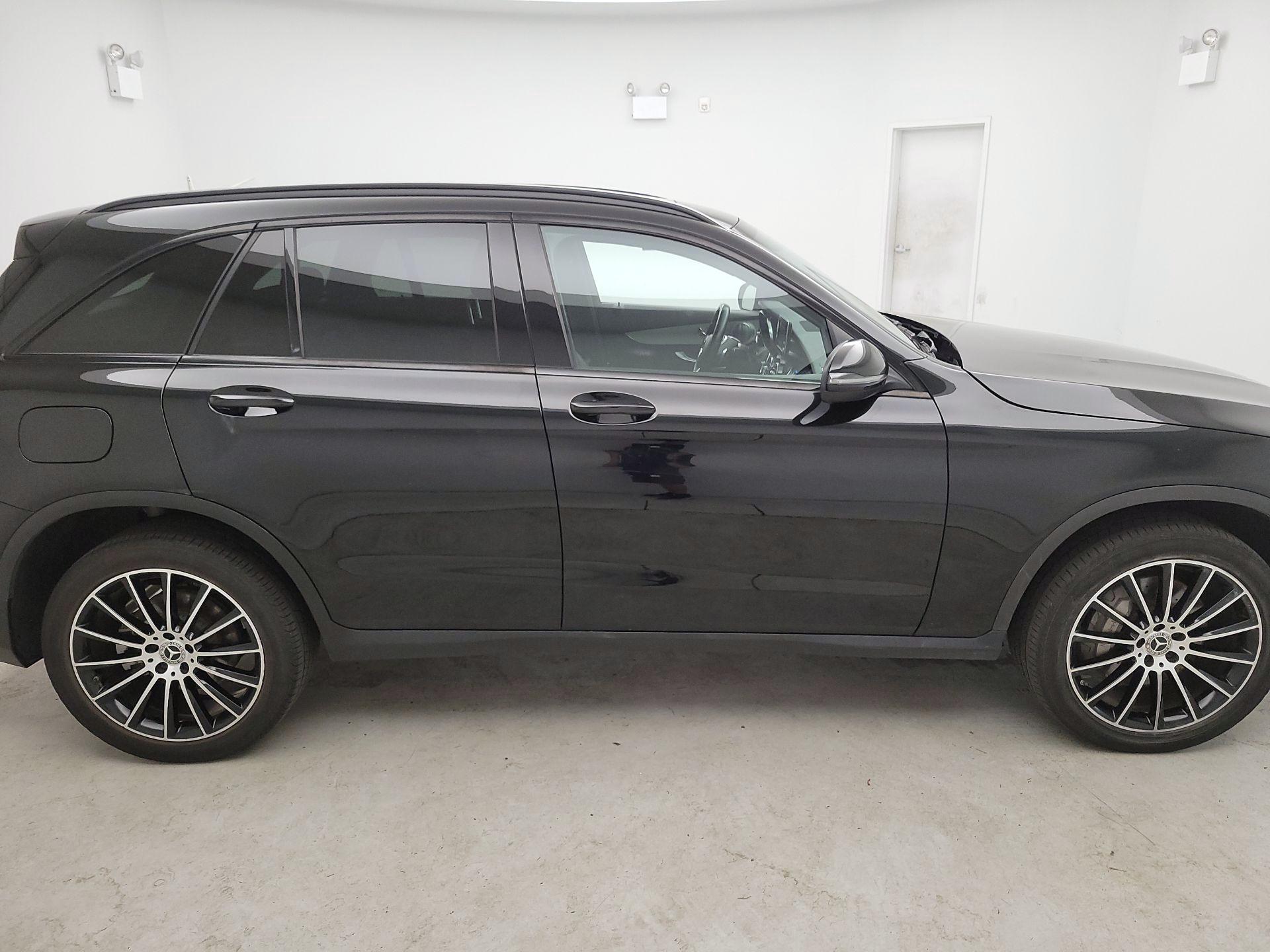 Thumbnail: 2019 Mercedes-Benz GLC - 4