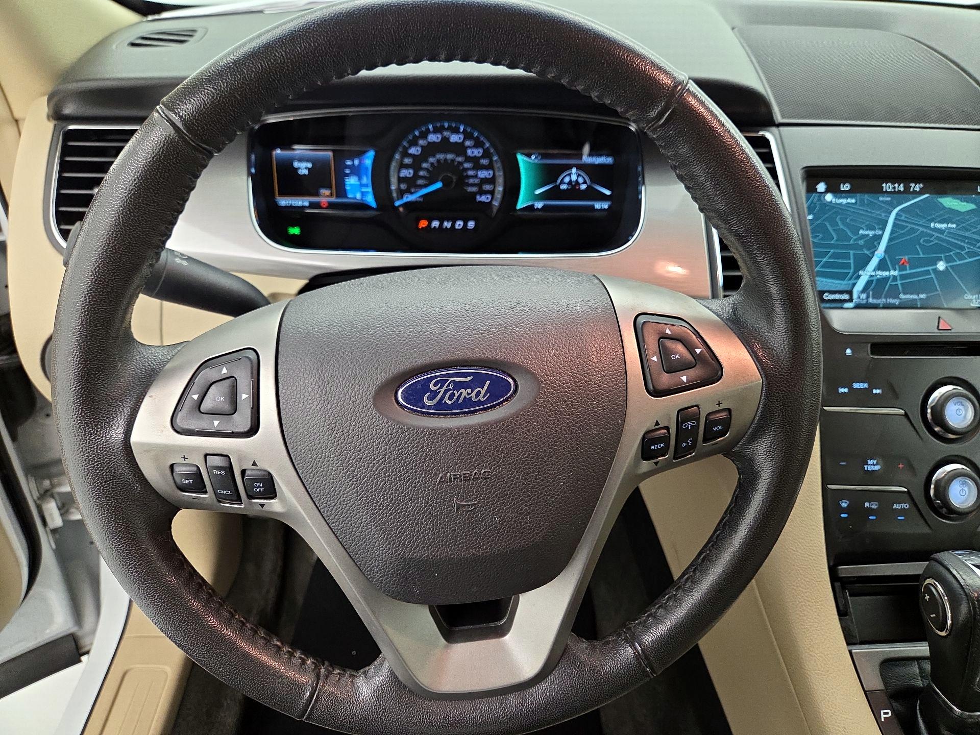 Thumbnail: 2018 Ford Taurus - 10