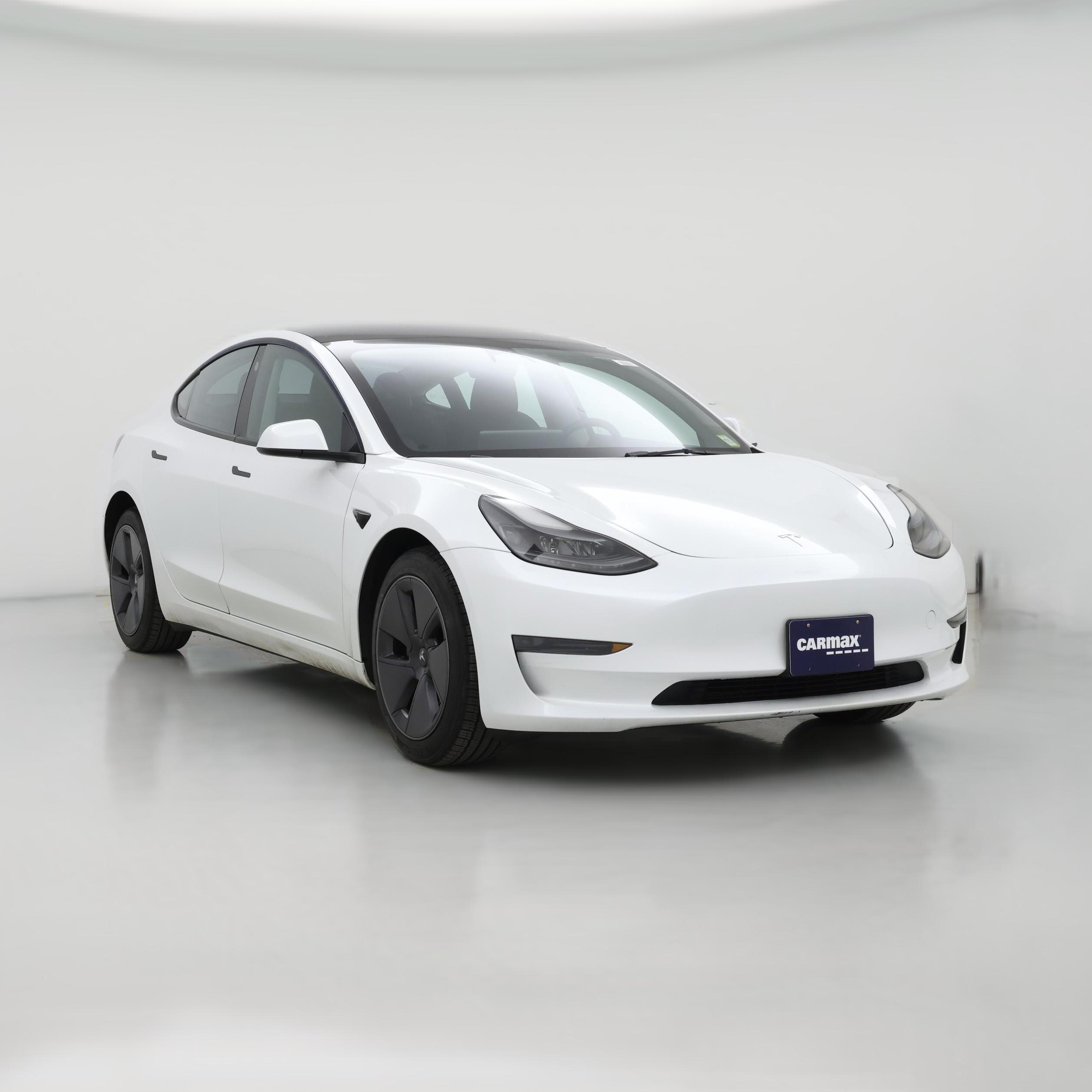 Thumbnail: 2023 Tesla Model 3 - 1