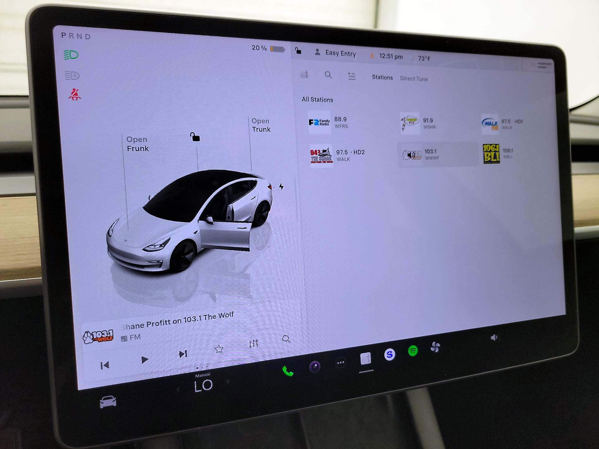 Thumbnail: 2023 Tesla Model 3 - 15