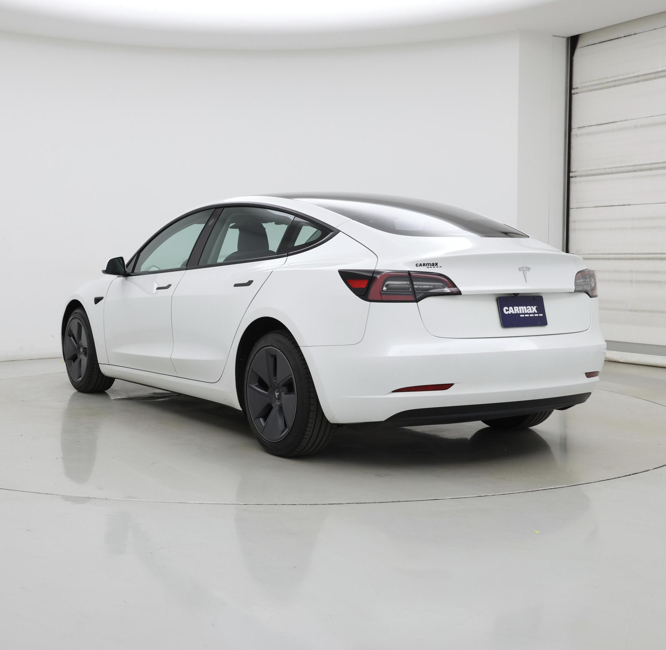 Thumbnail: 2023 Tesla Model 3 - 2