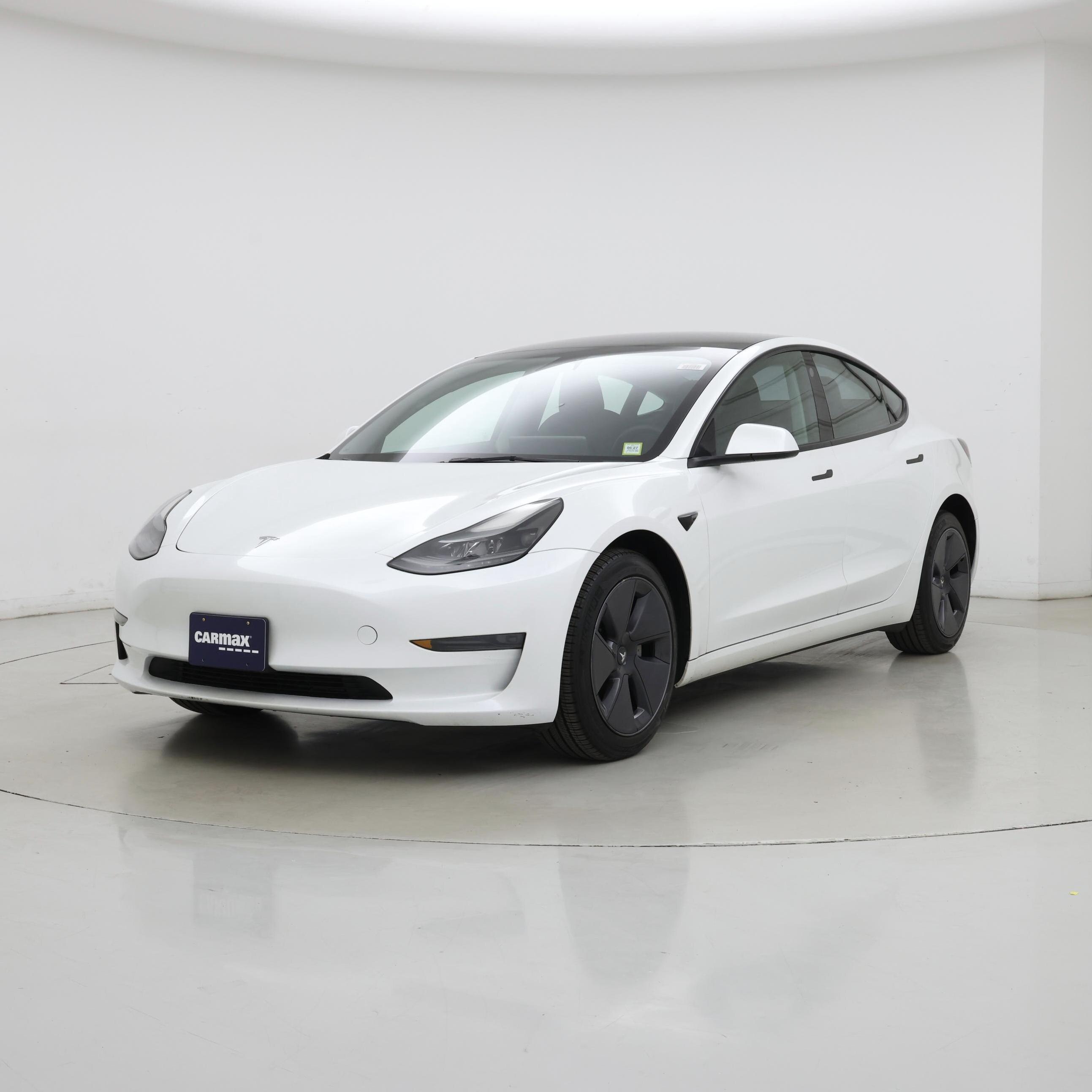 Thumbnail: 2023 Tesla Model 3 - 4