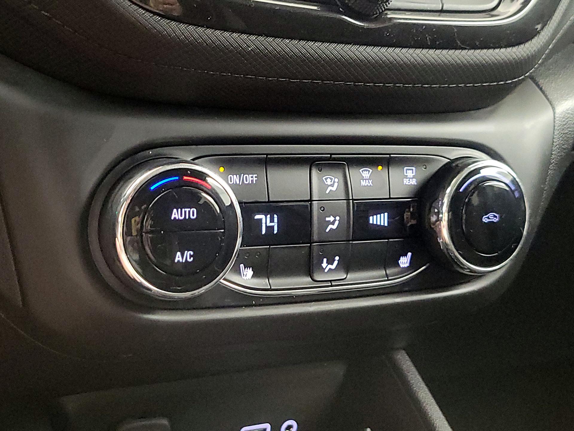 Thumbnail: 2021 Chevrolet TrailBlazer - 16