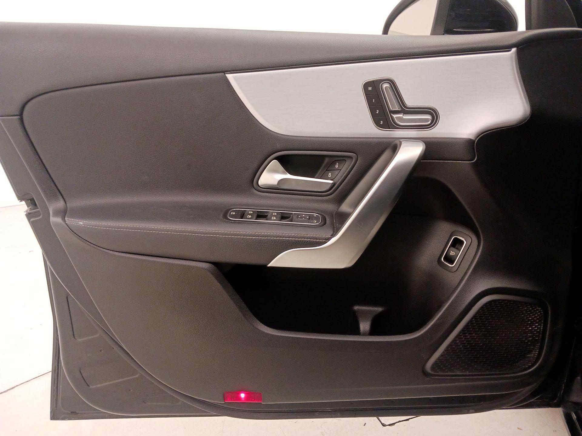 Thumbnail: 2020 Mercedes-Benz A-Class - 12