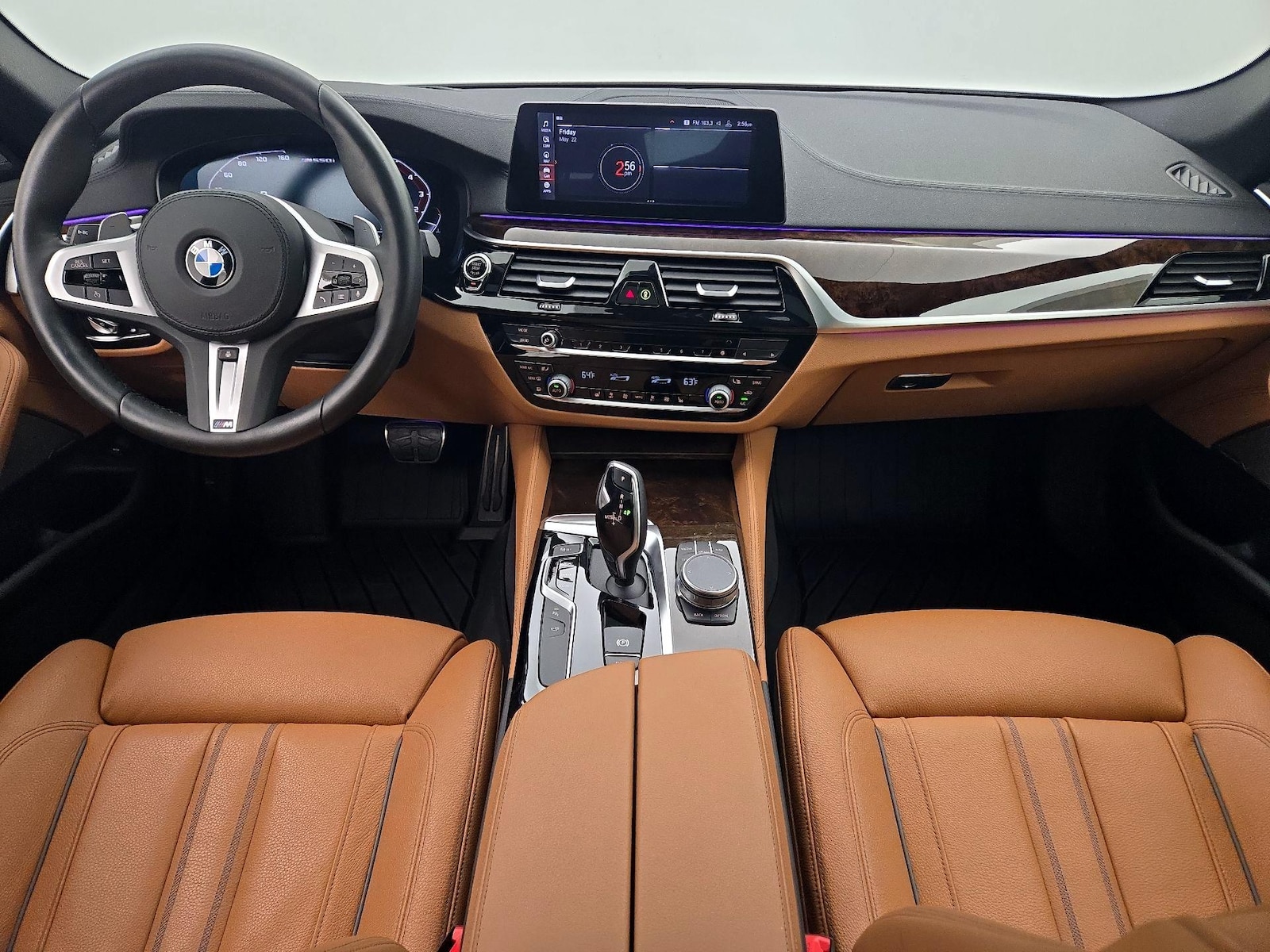 2020 BMW 5 Series M550i - Photo 10
