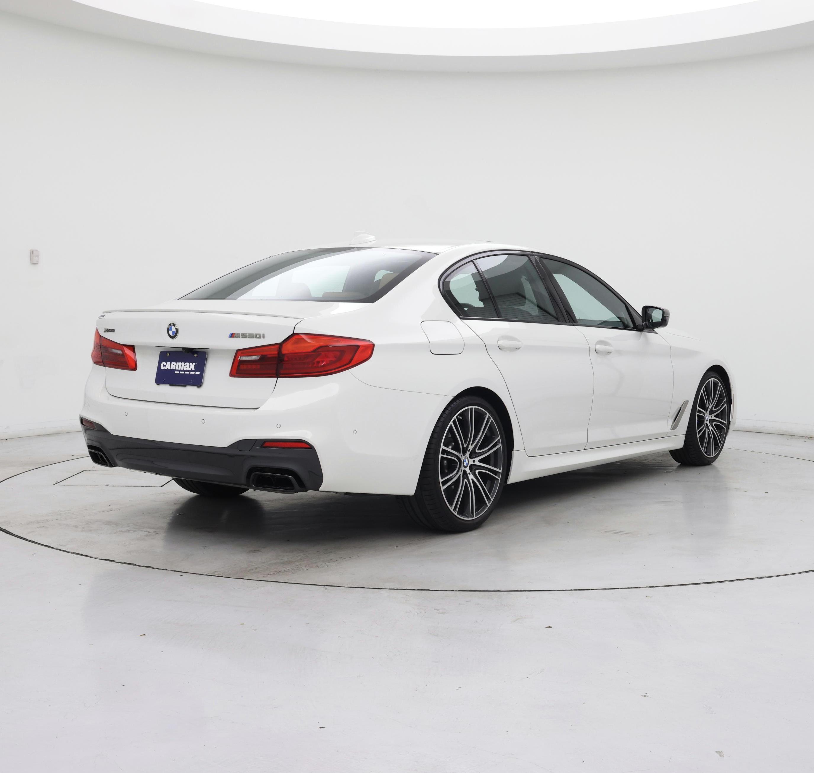 Thumbnail: 2020 BMW 5 Series - 8