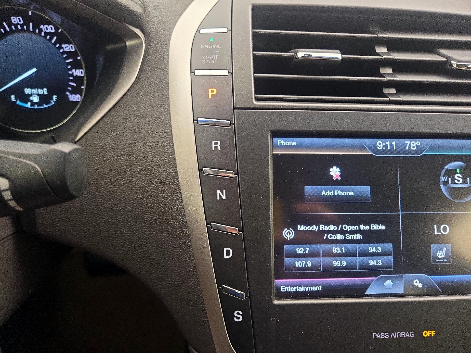 Thumbnail: 2016 Lincoln MKZ - 17