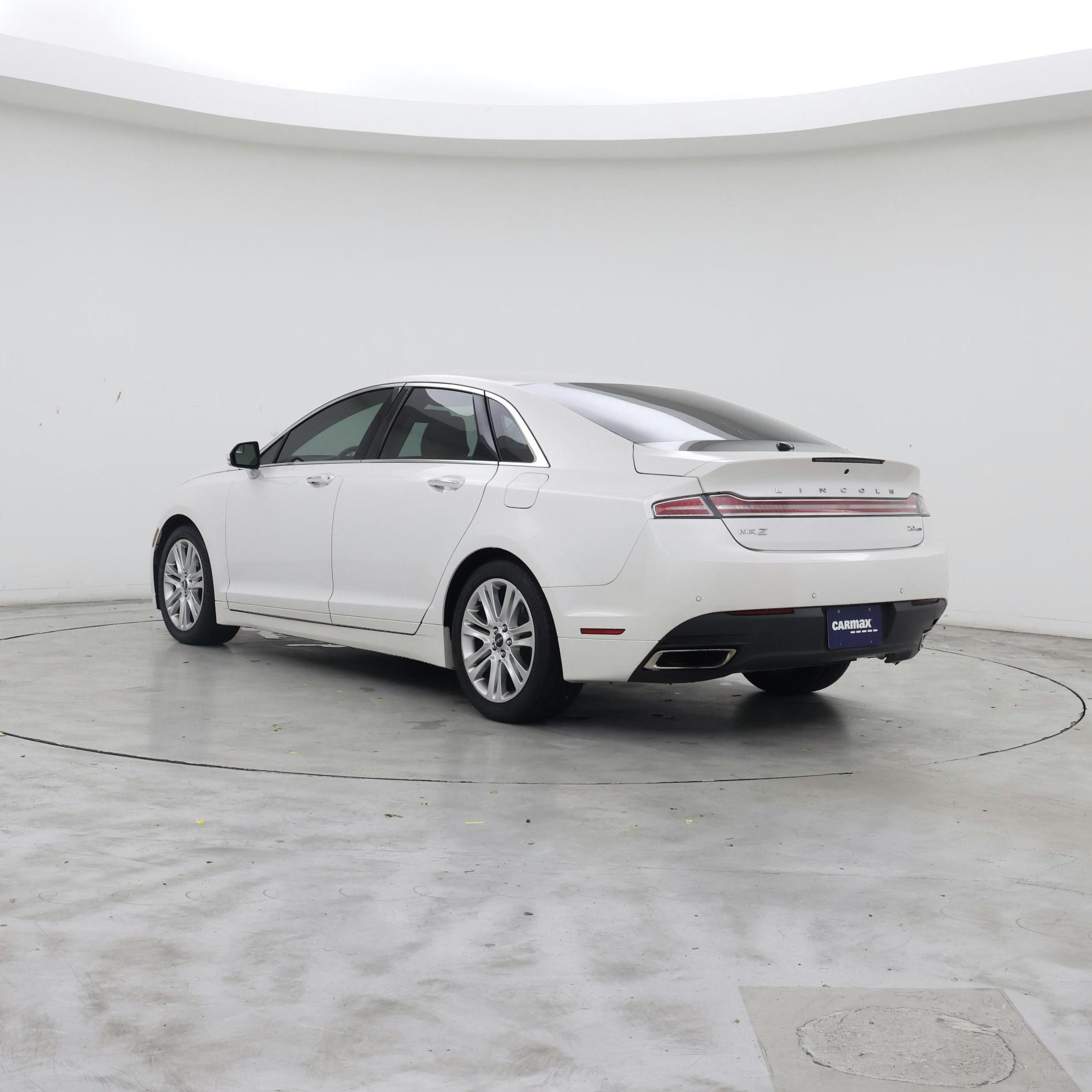Thumbnail: 2016 Lincoln MKZ - 2