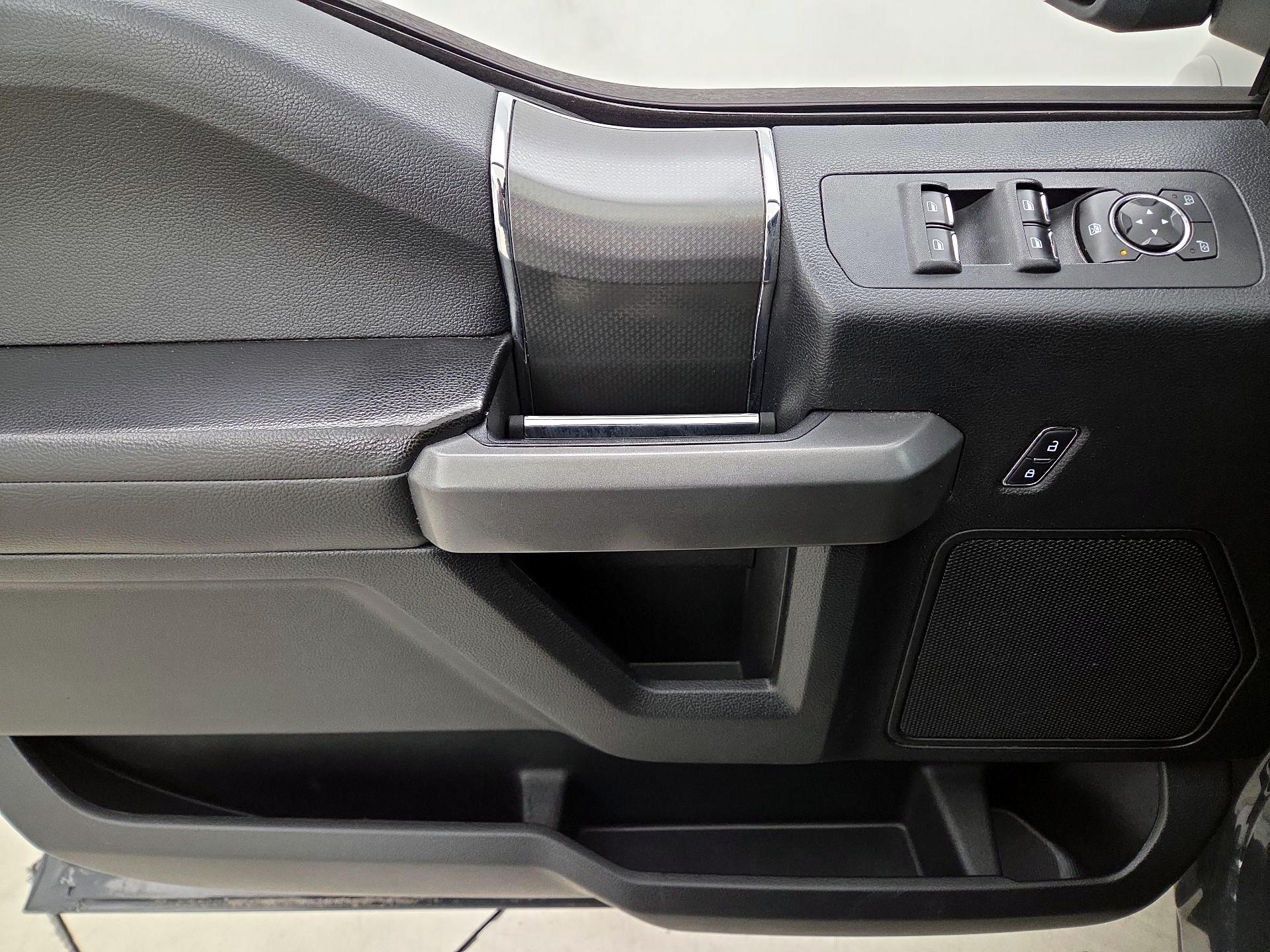 Thumbnail: 2016 Ford F-150 - 12