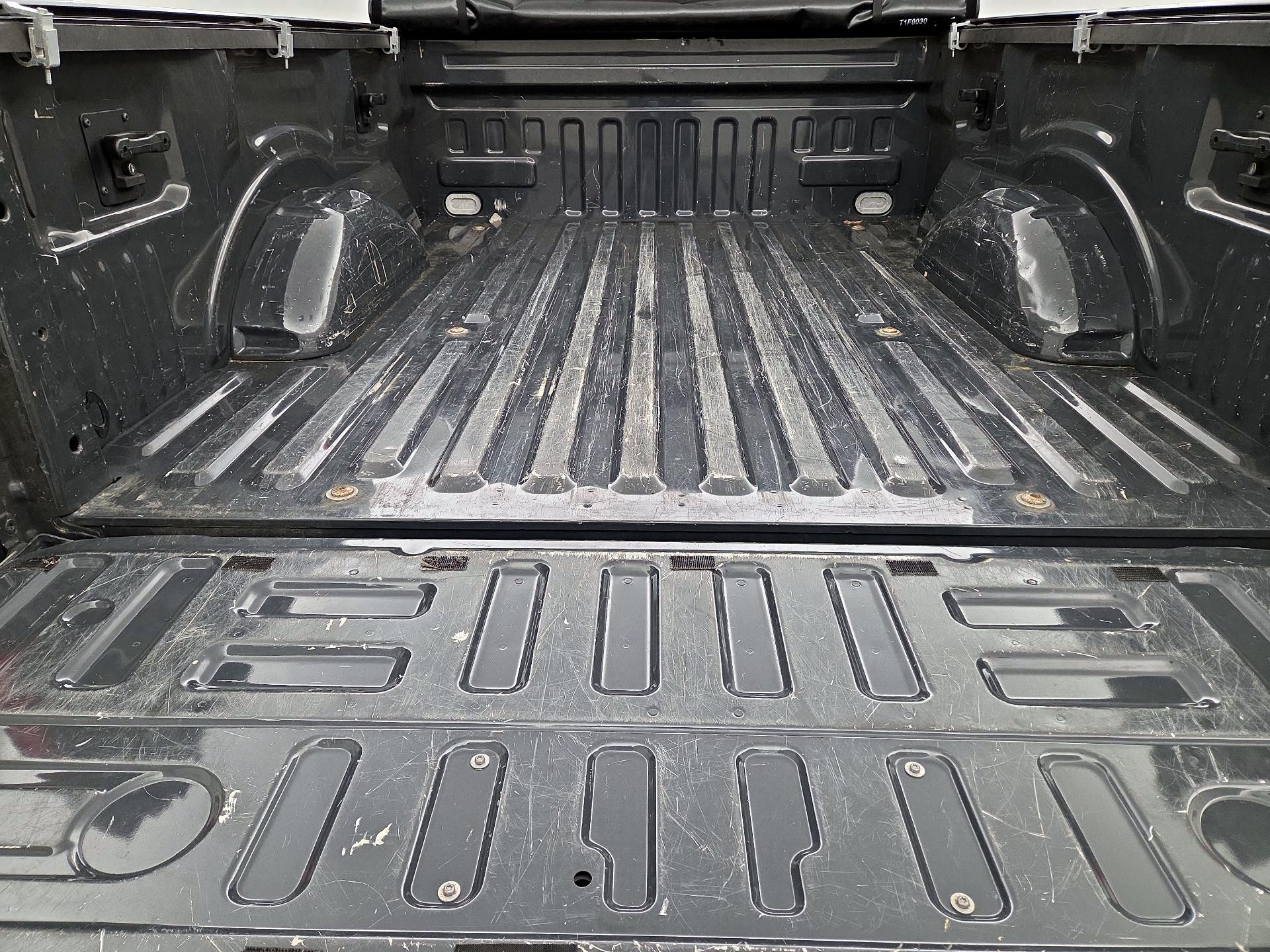 Thumbnail: 2016 Ford F-150 - 19