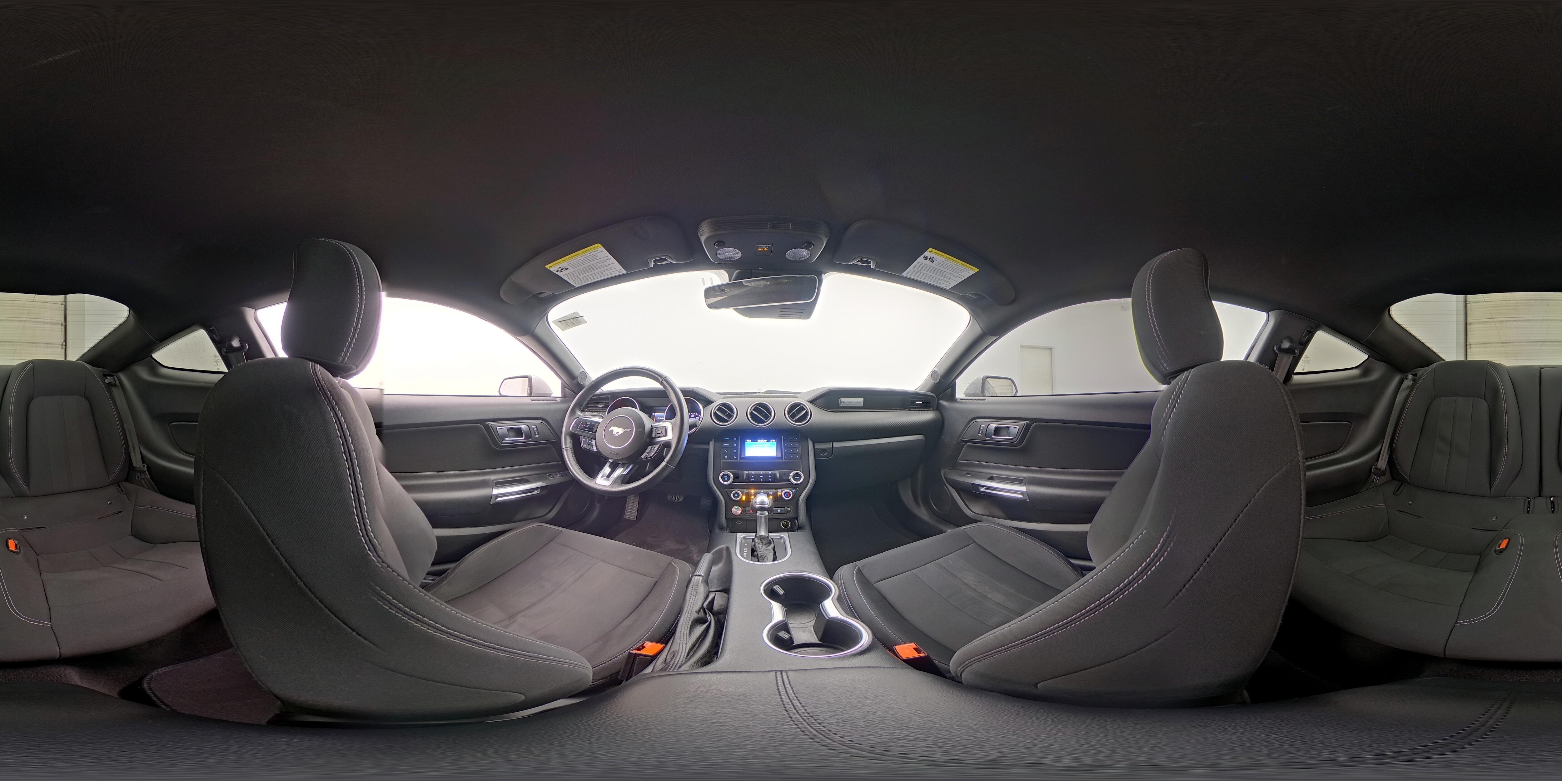 2021 Ford Mustang EcoBoost - Photo 25