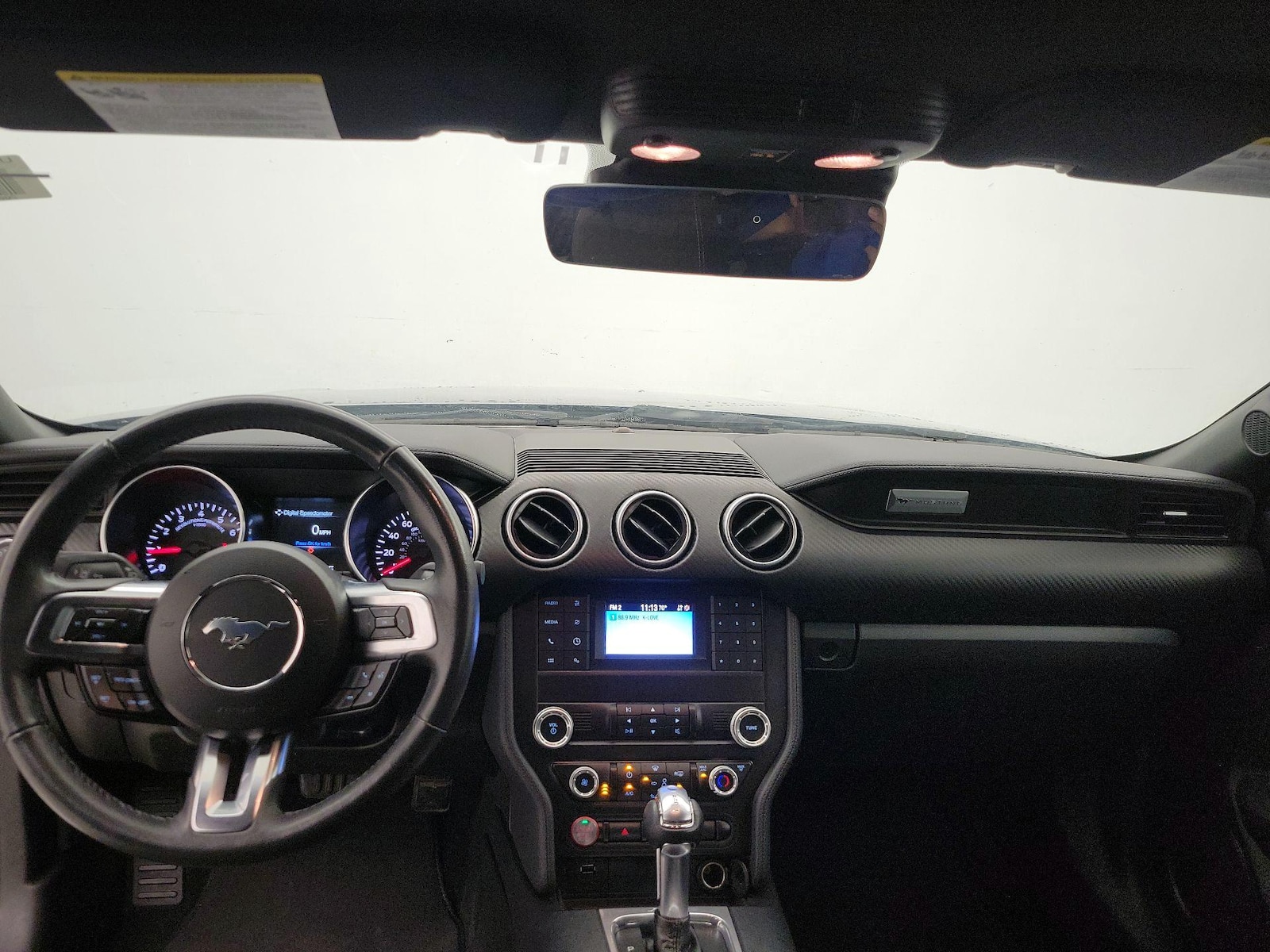 2021 Ford Mustang EcoBoost - Photo 10