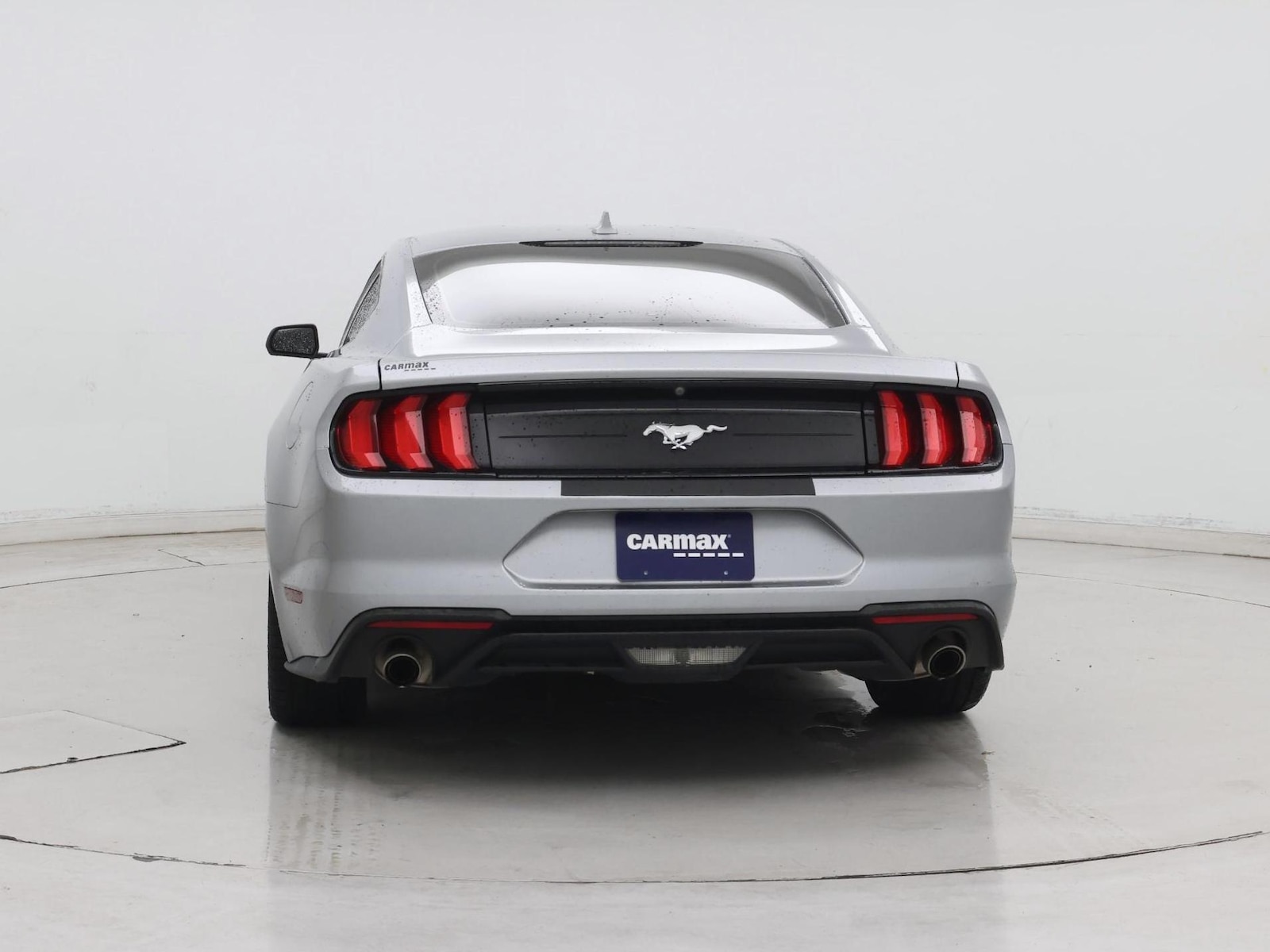 2021 Ford Mustang EcoBoost - Photo 7