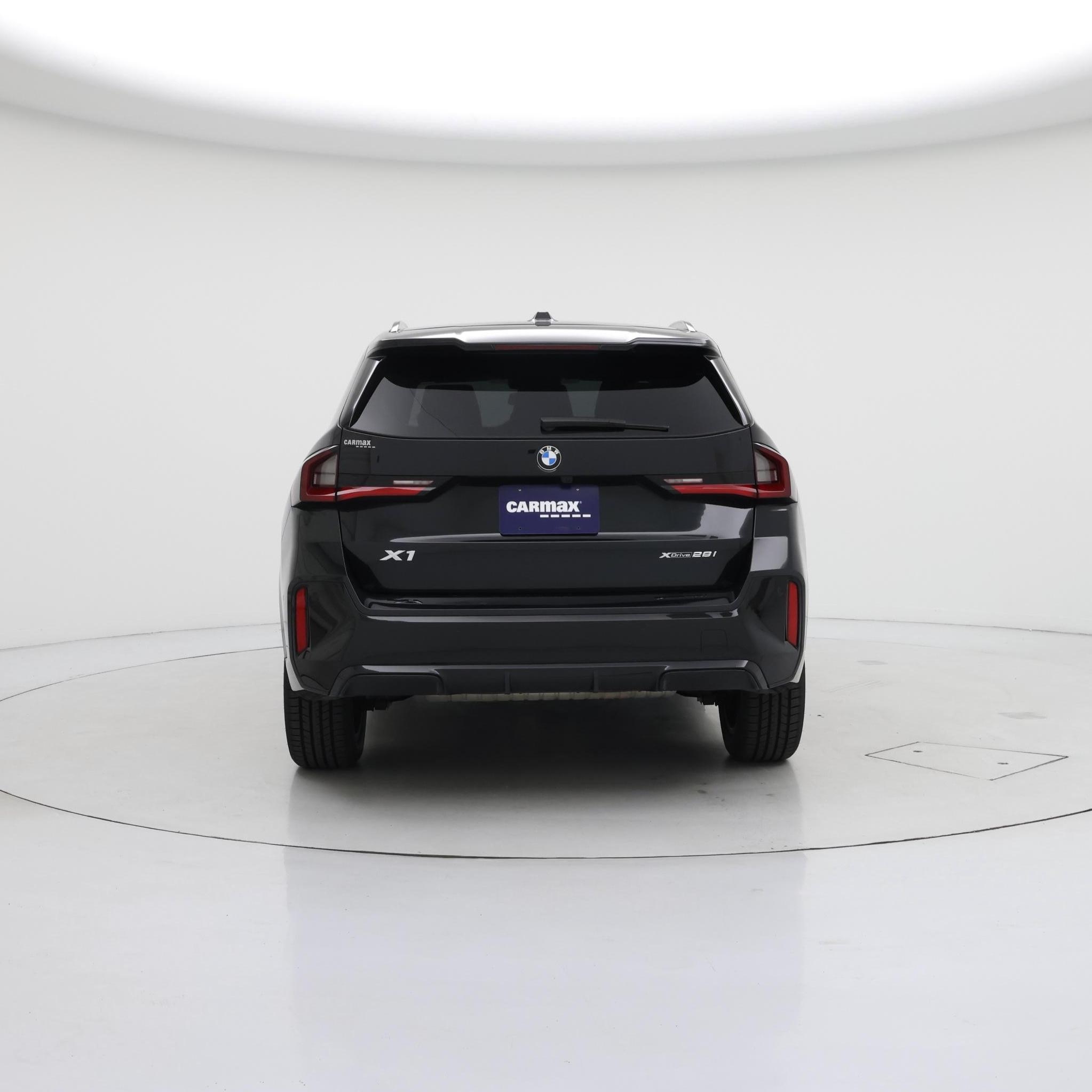 Thumbnail: 2023 BMW X1 - 6