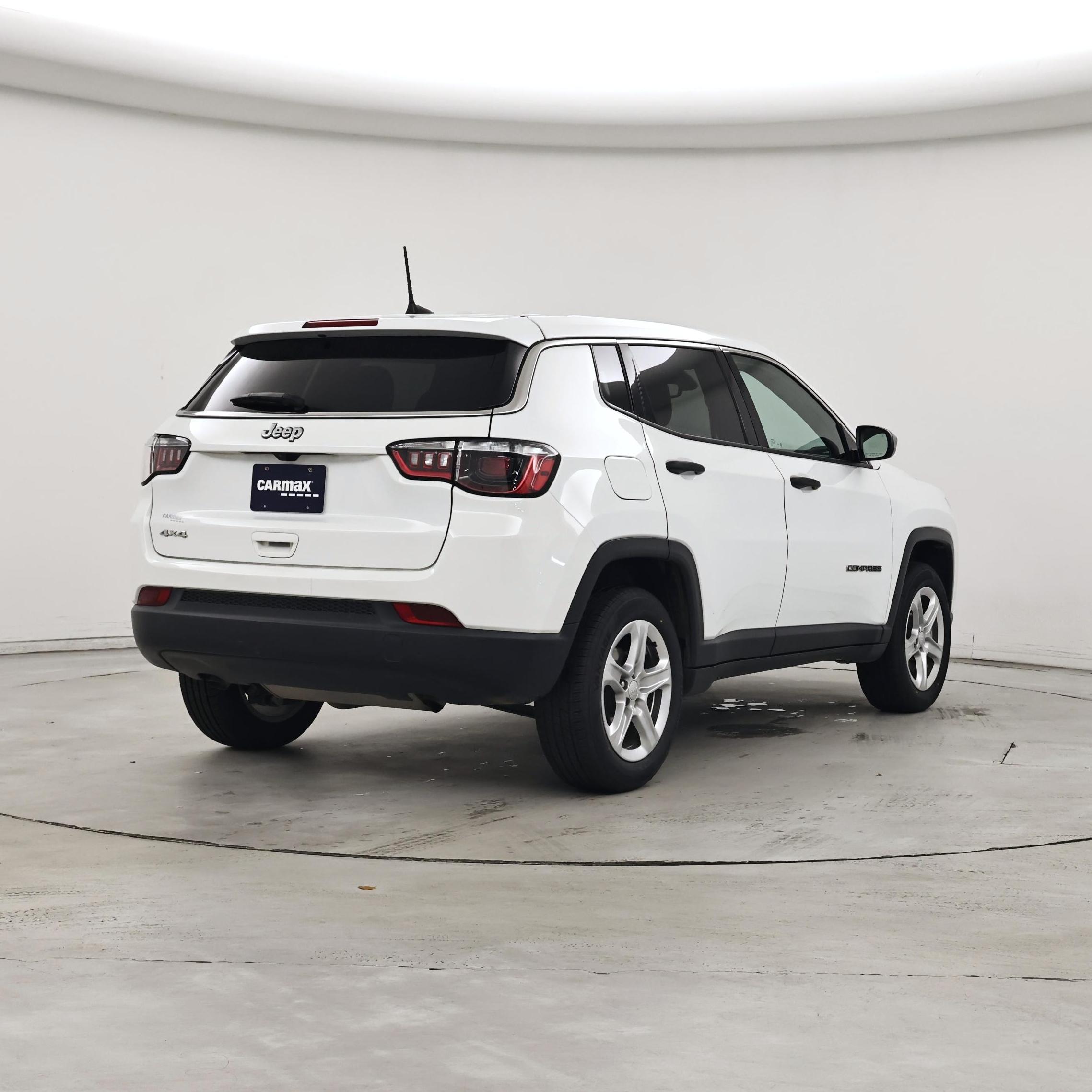 Thumbnail: 2023 Jeep Compass - 8