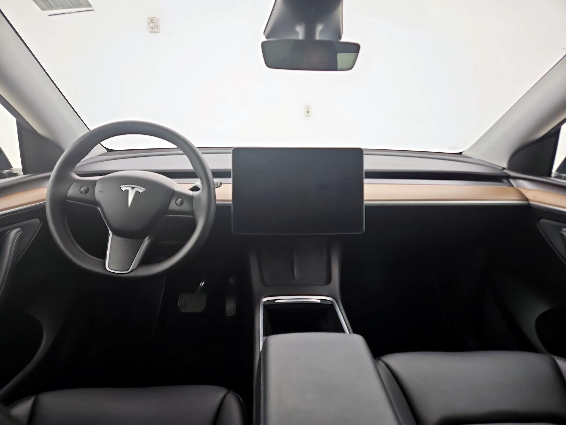 Thumbnail: 2023 Tesla Model Y - 9