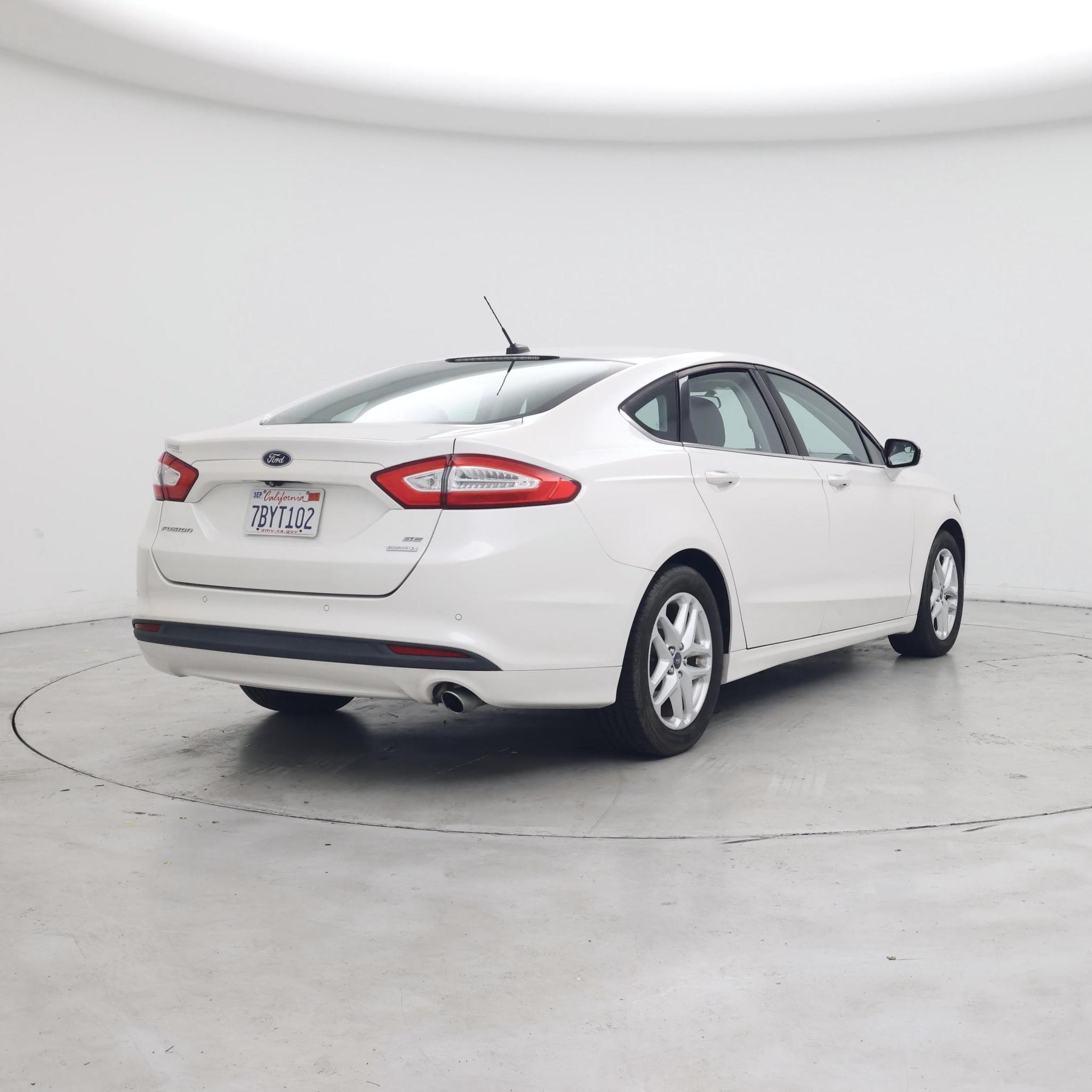 Thumbnail: 2014 Ford Fusion - 8
