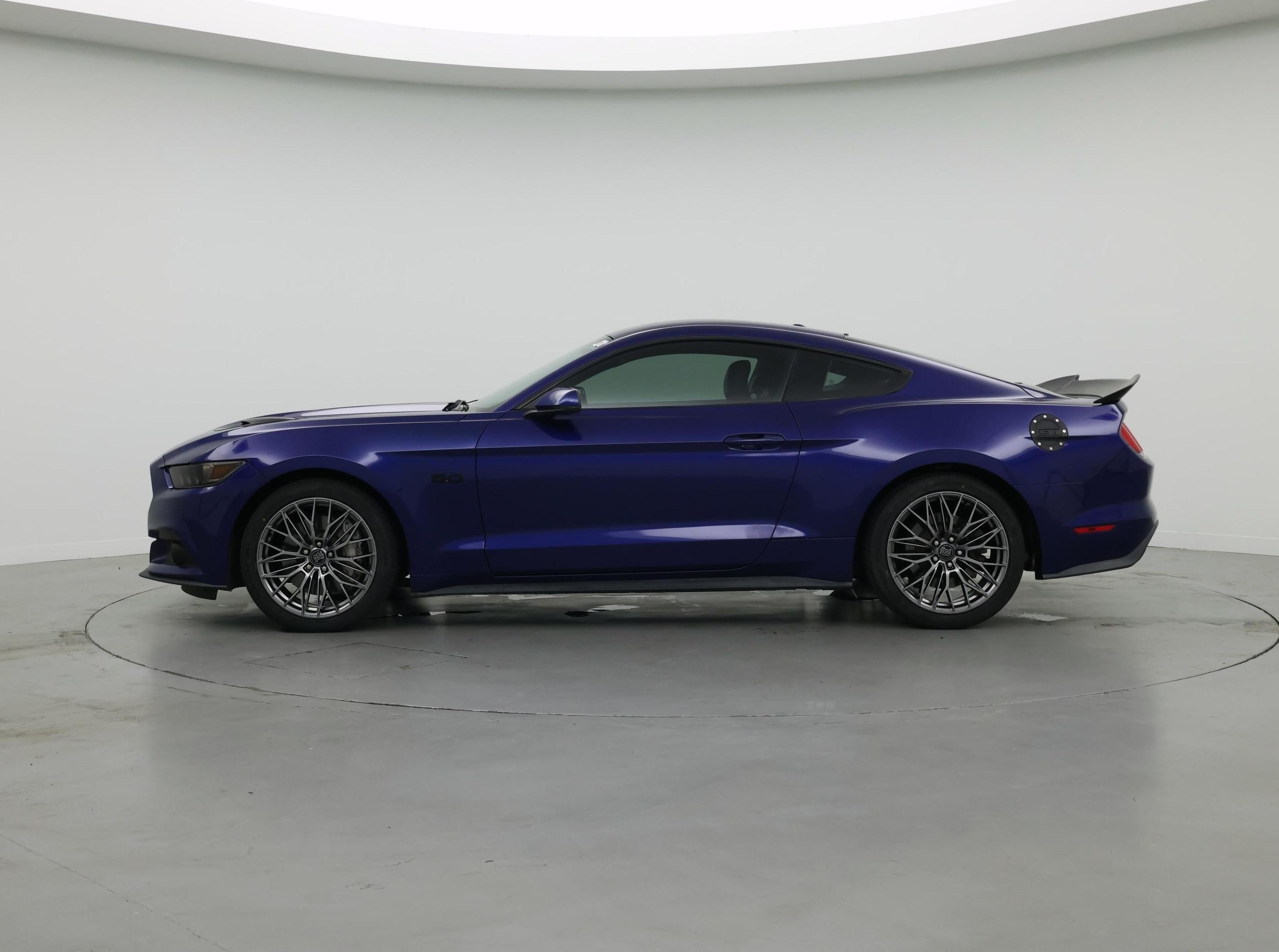 Thumbnail: 2015 Ford Mustang - 3