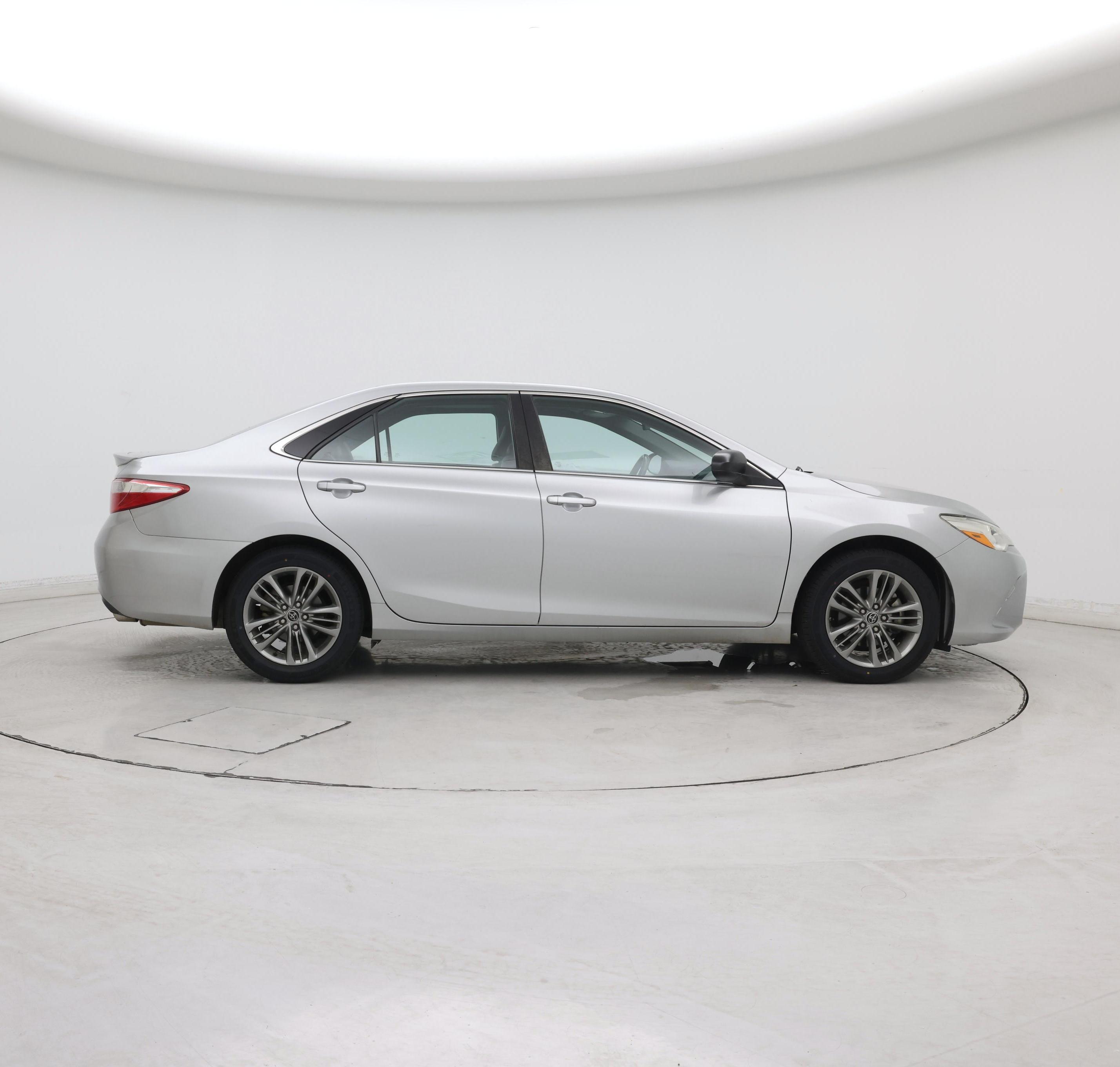 Thumbnail: 2016 Toyota Camry - 7