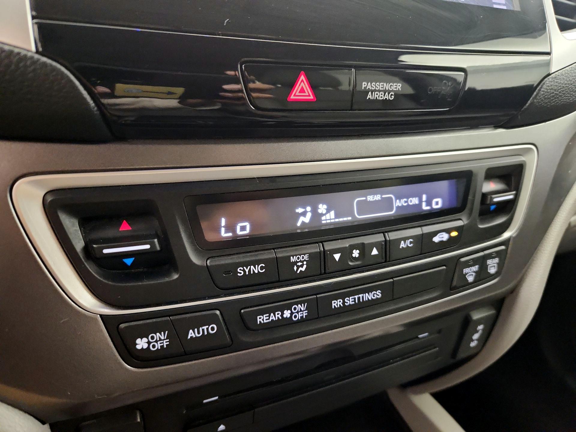 Thumbnail: 2019 Honda Ridgeline - 16