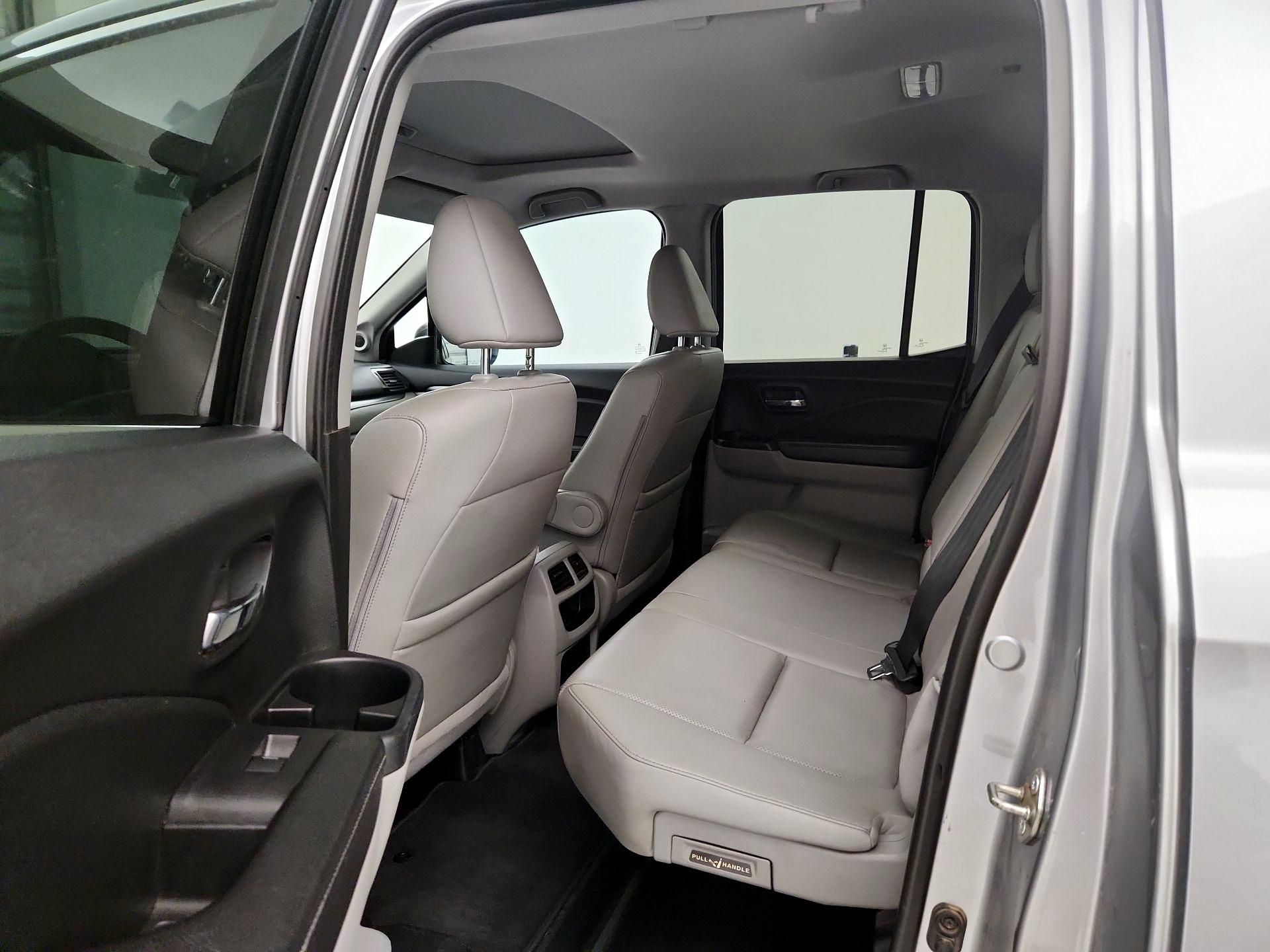 Thumbnail: 2019 Honda Ridgeline - 19