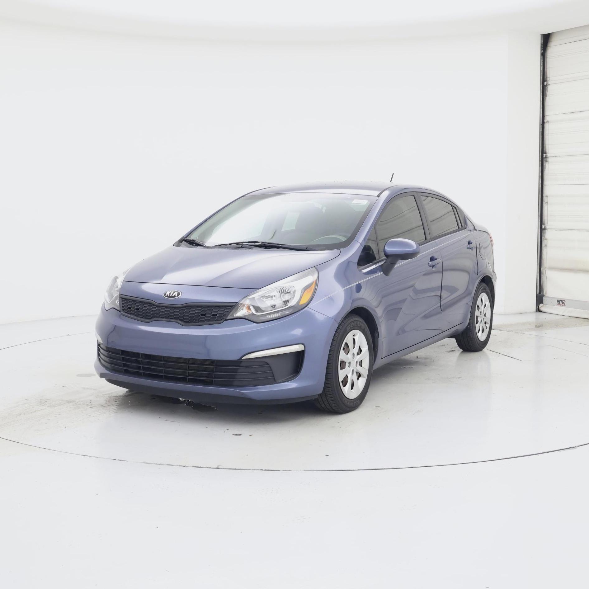 Thumbnail: 2016 Kia Rio - 4