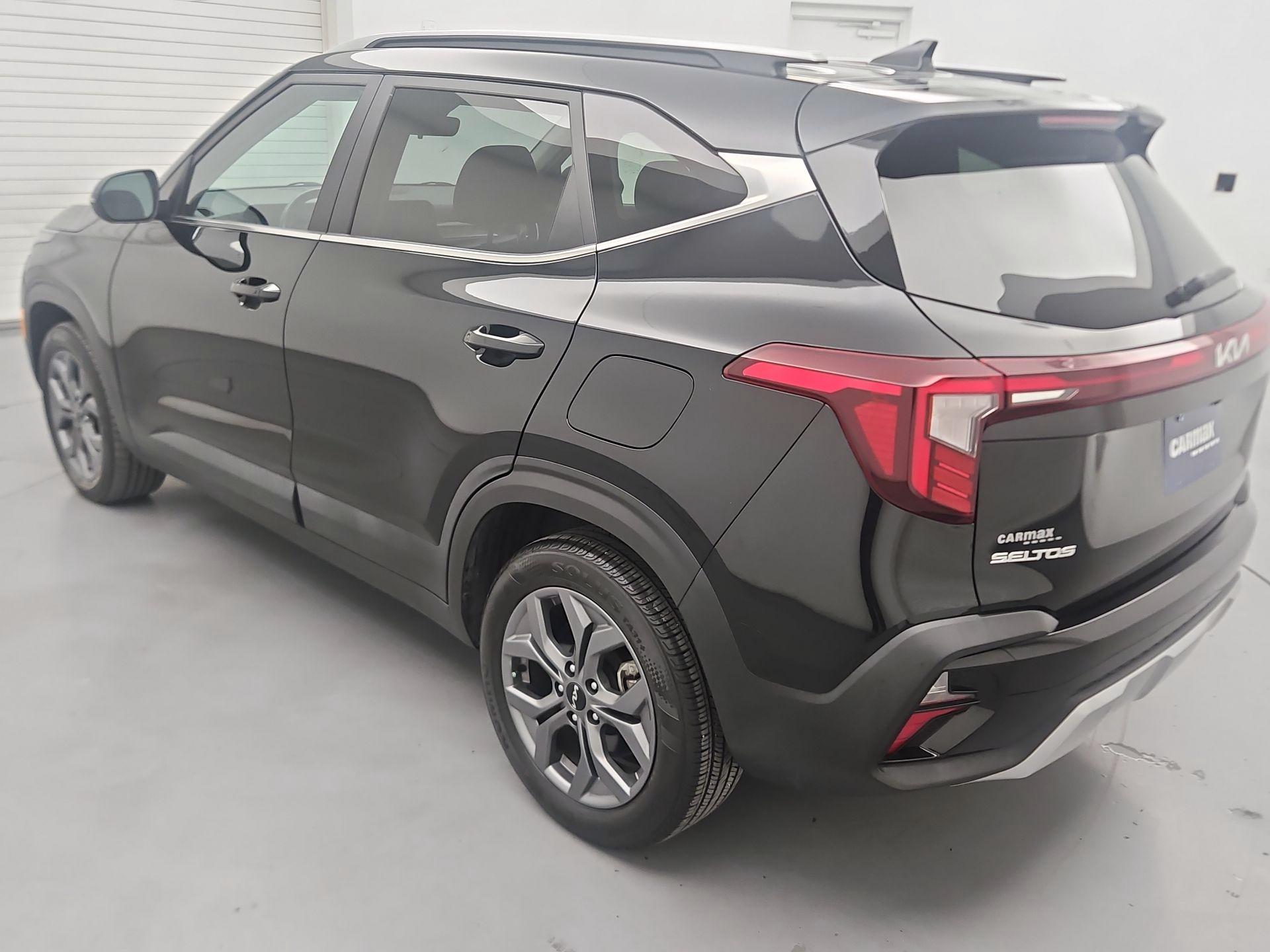 Thumbnail: 2024 Kia Seltos - 7