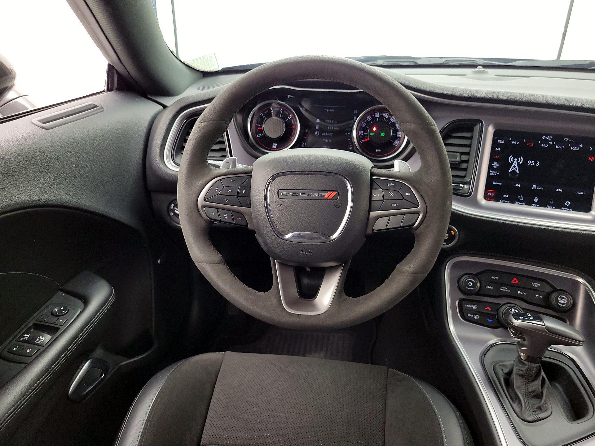 Thumbnail: 2019 Dodge Challenger - 10