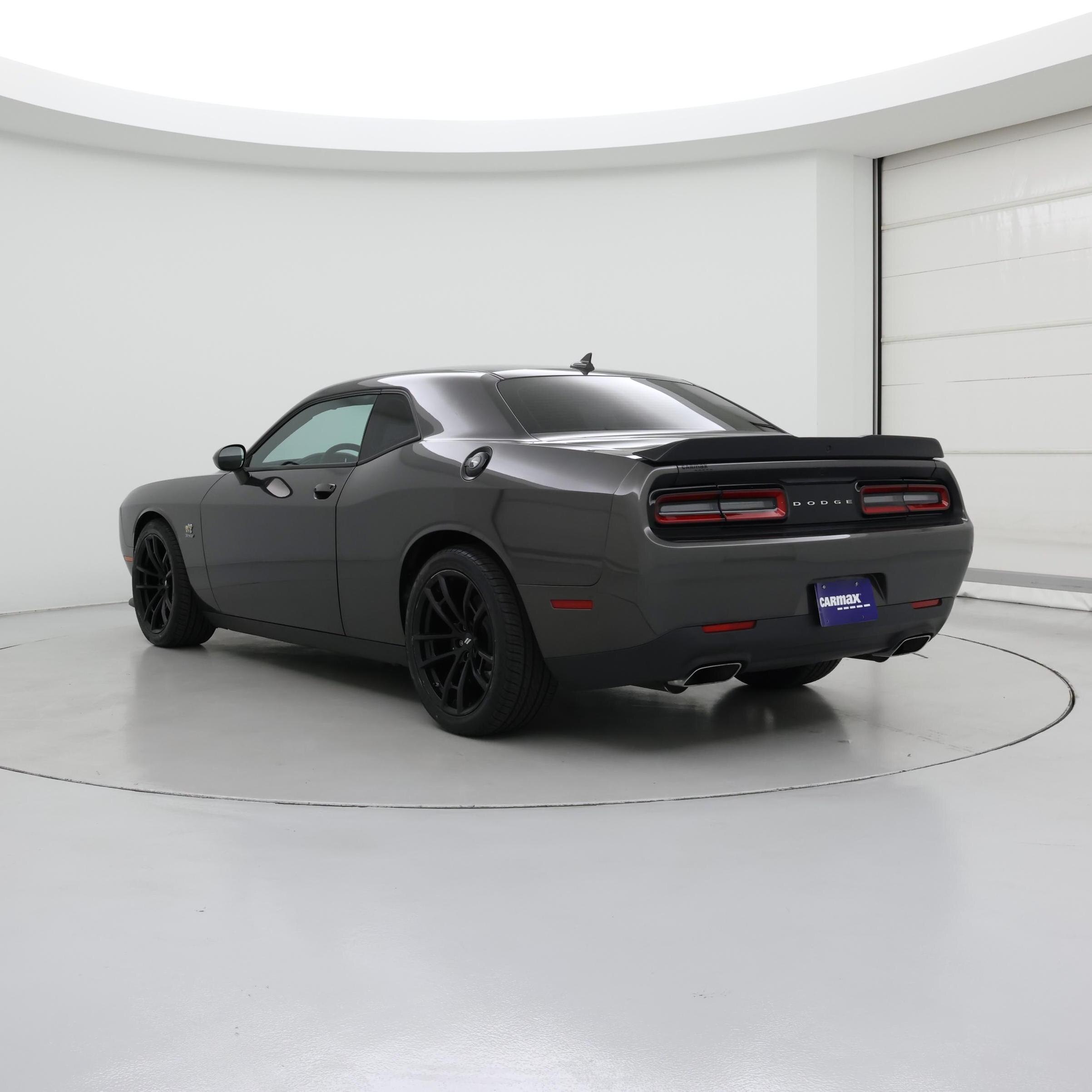 Thumbnail: 2019 Dodge Challenger - 2