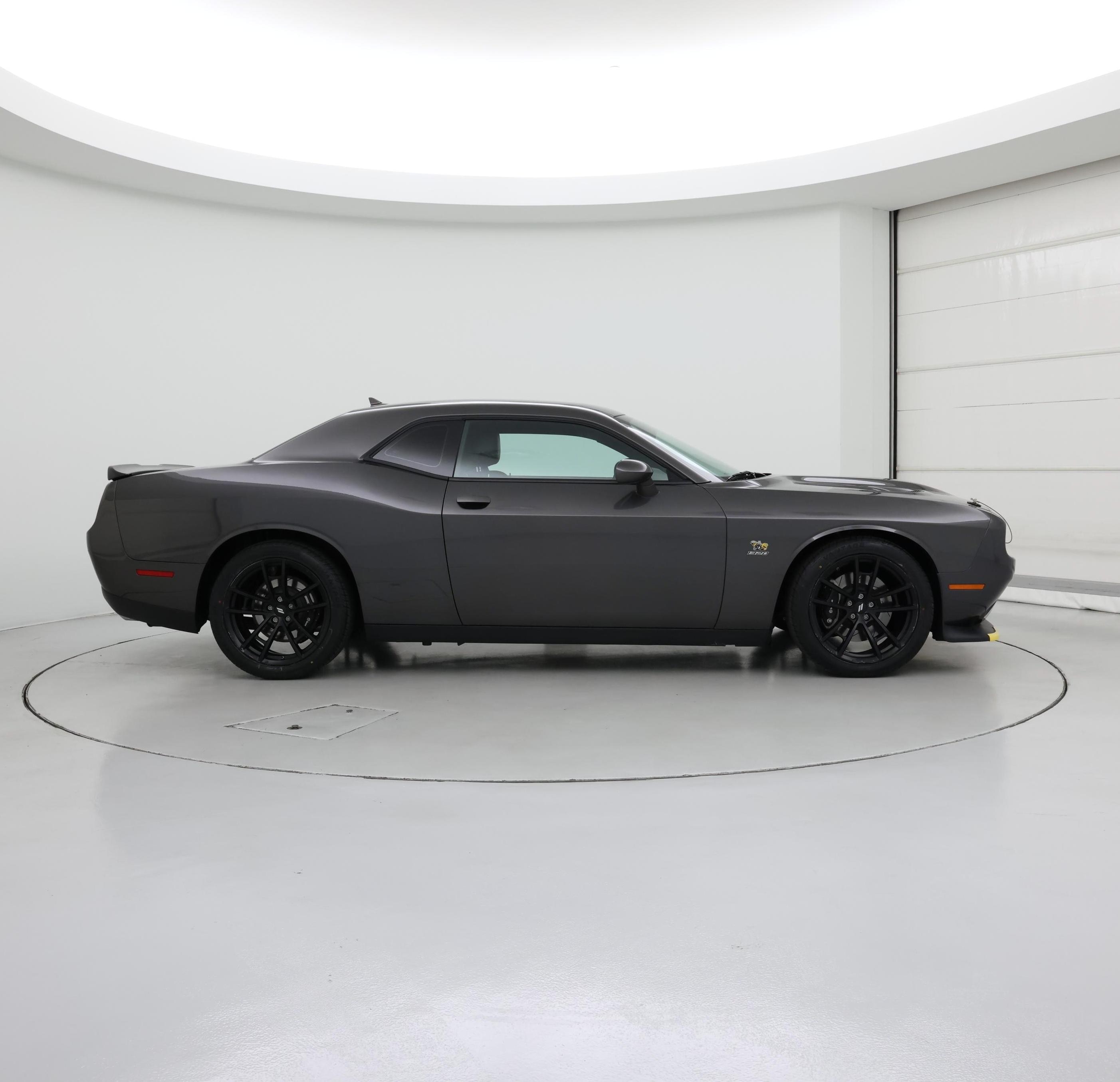 Thumbnail: 2019 Dodge Challenger - 7