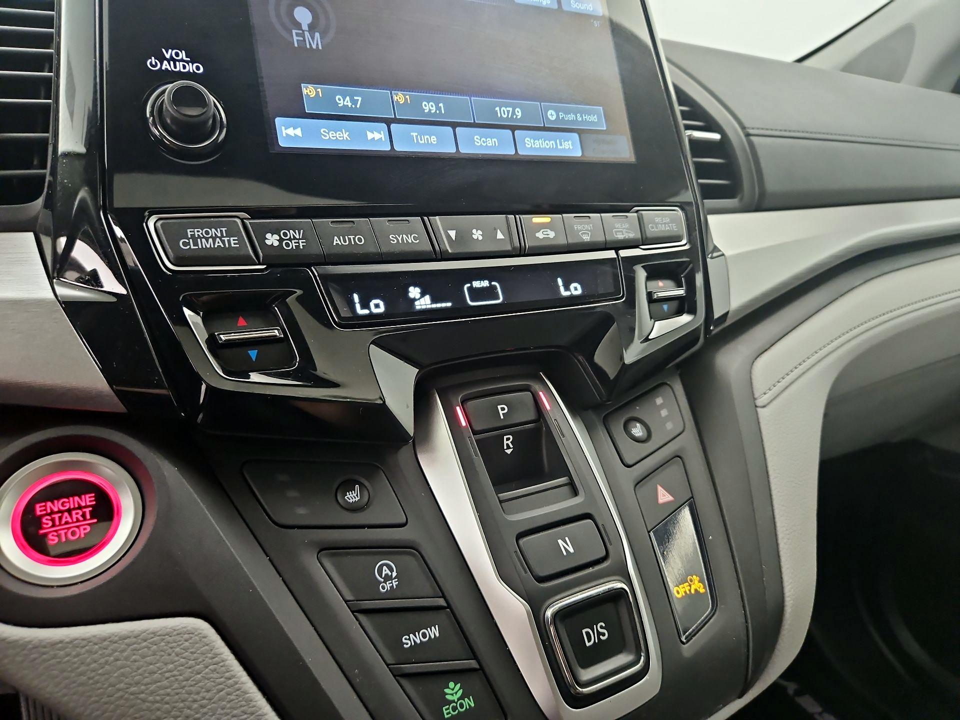 Thumbnail: 2023 Honda Odyssey - 16