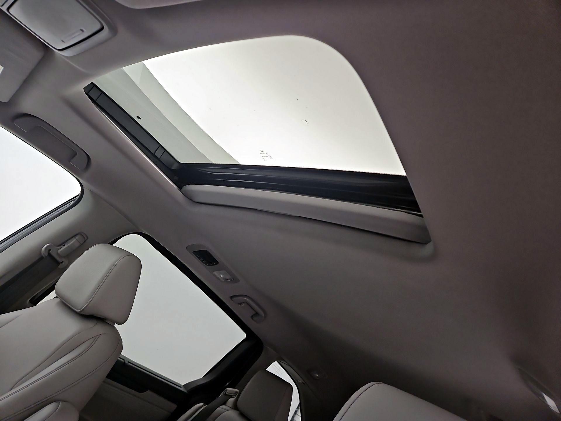 Thumbnail: 2023 Honda Odyssey - 19