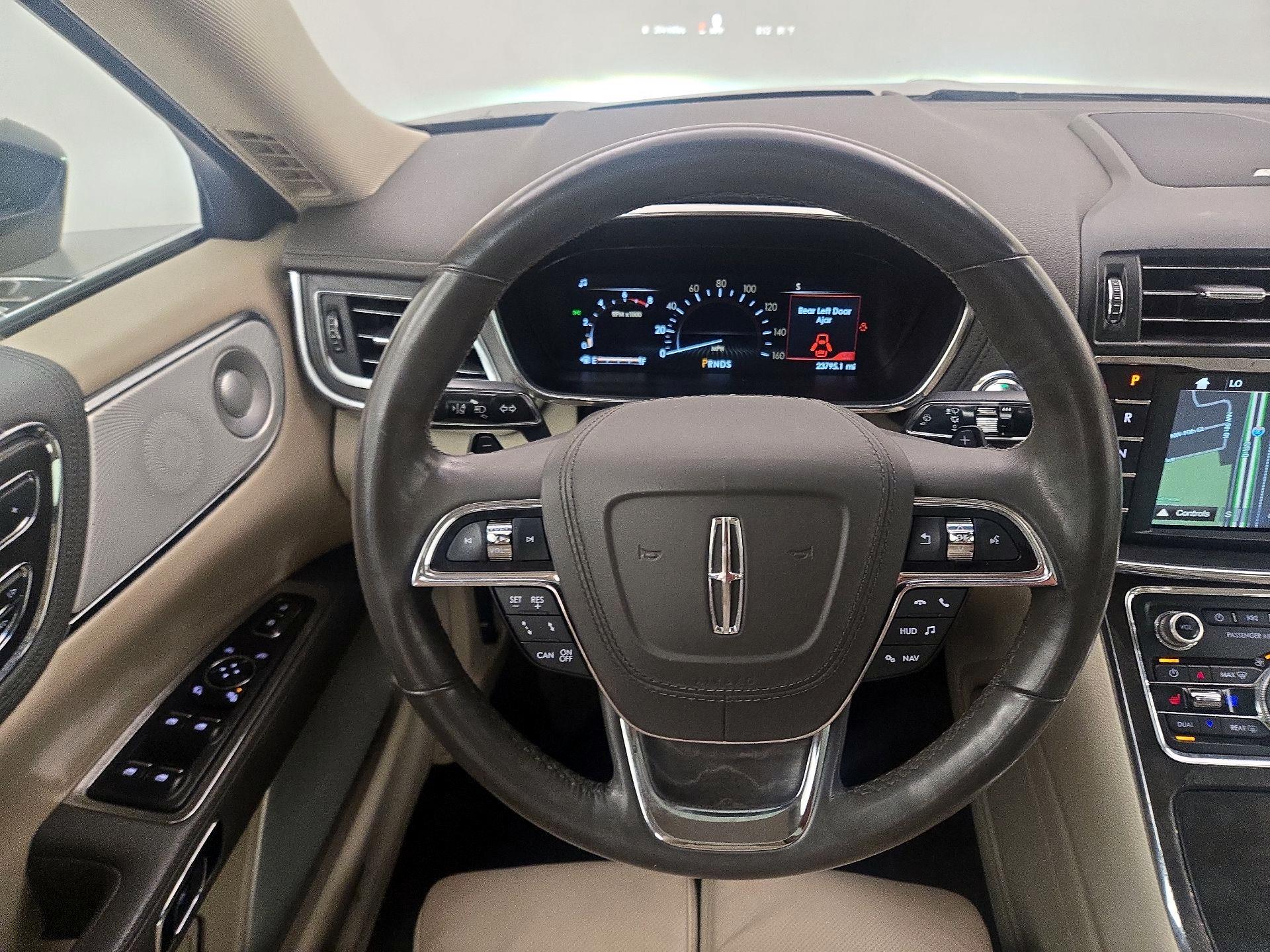 Thumbnail: 2017 Lincoln Continental - 10