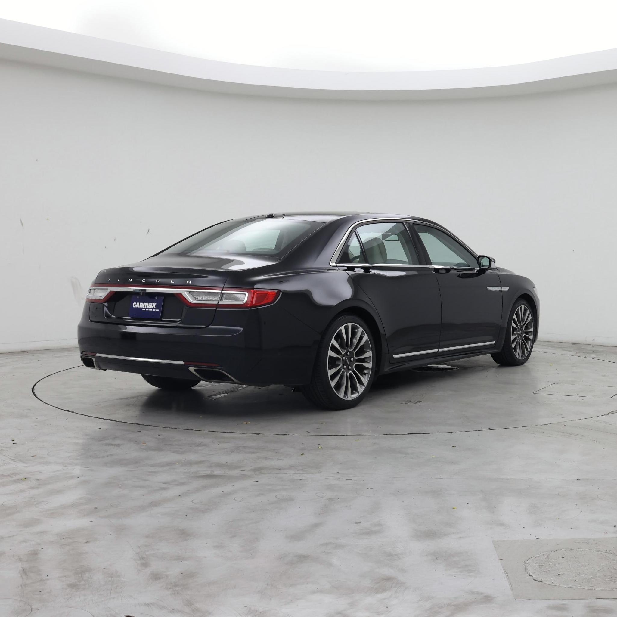 Thumbnail: 2017 Lincoln Continental - 8