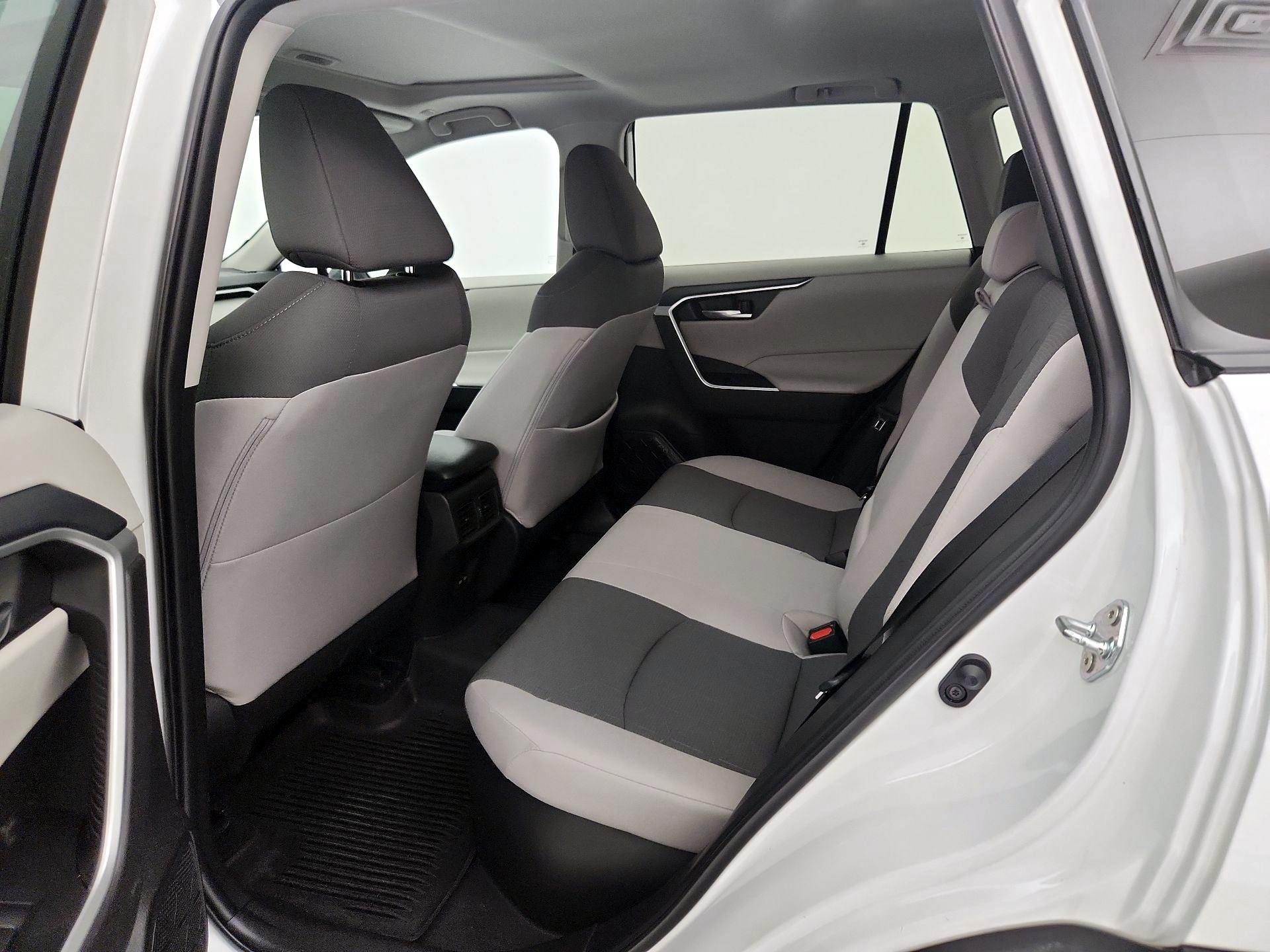 Thumbnail: 2025 Toyota RAV4 - 20
