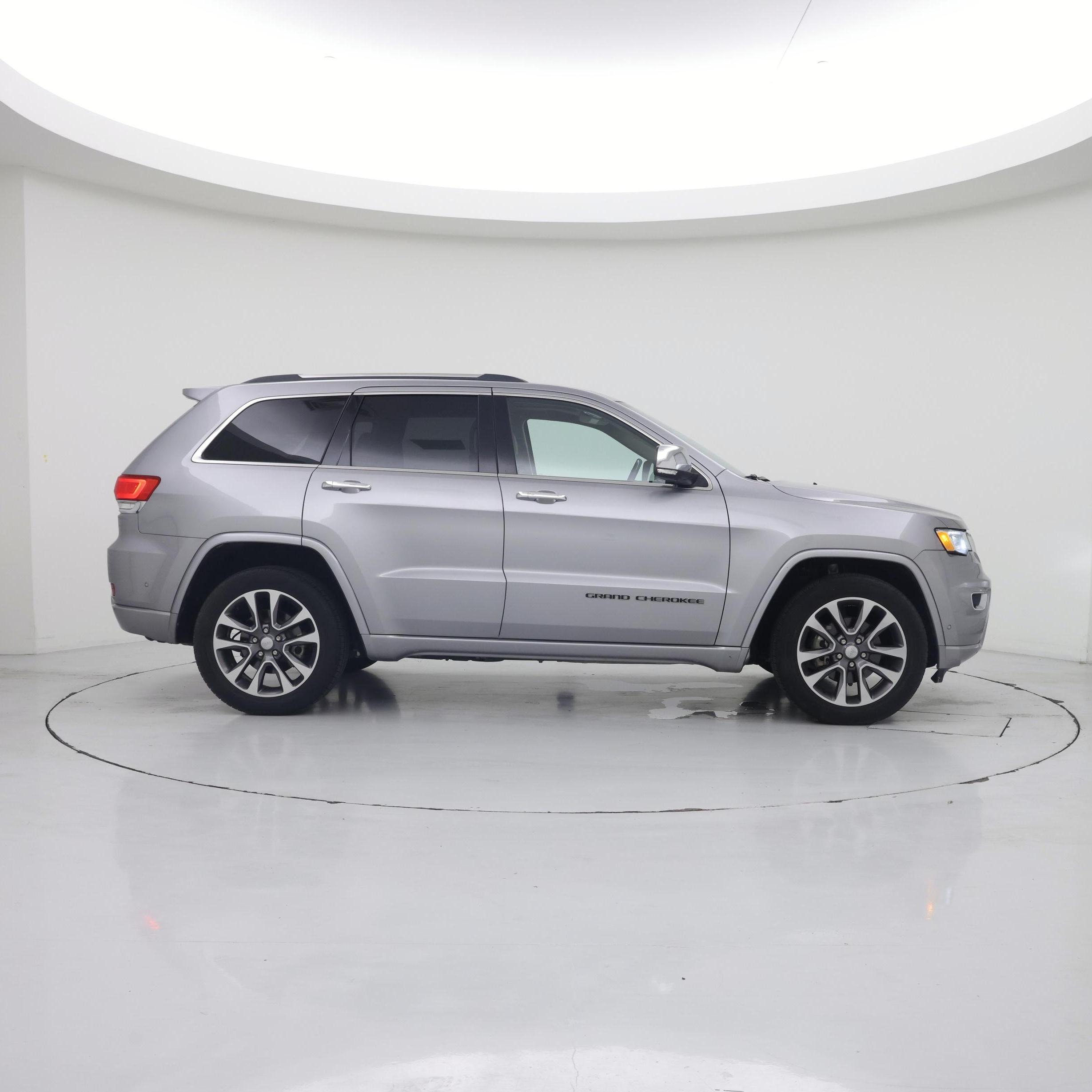 Thumbnail: 2017 Jeep Grand Cherokee - 7