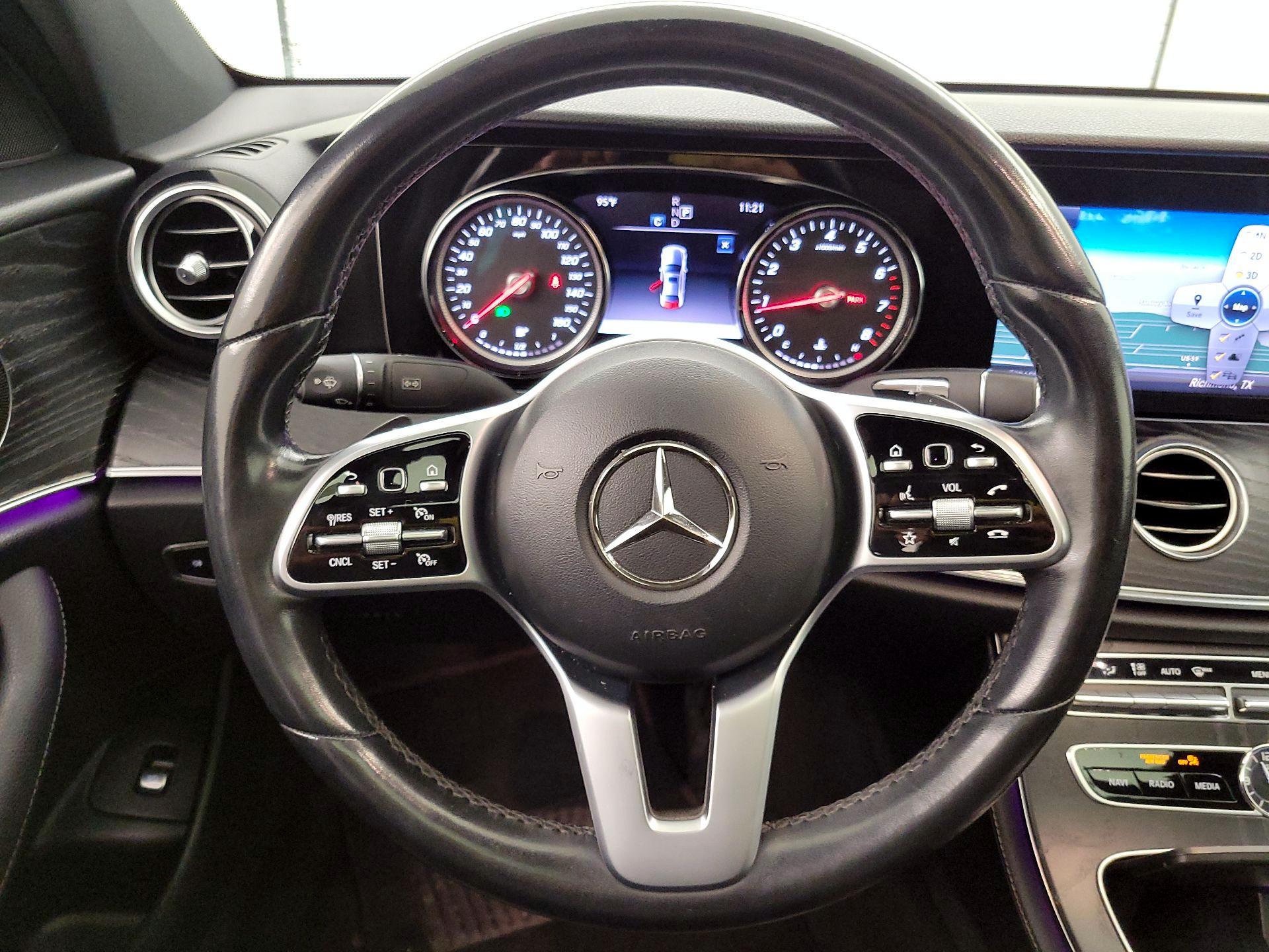 Thumbnail: 2020 Mercedes-Benz E-Class - 10