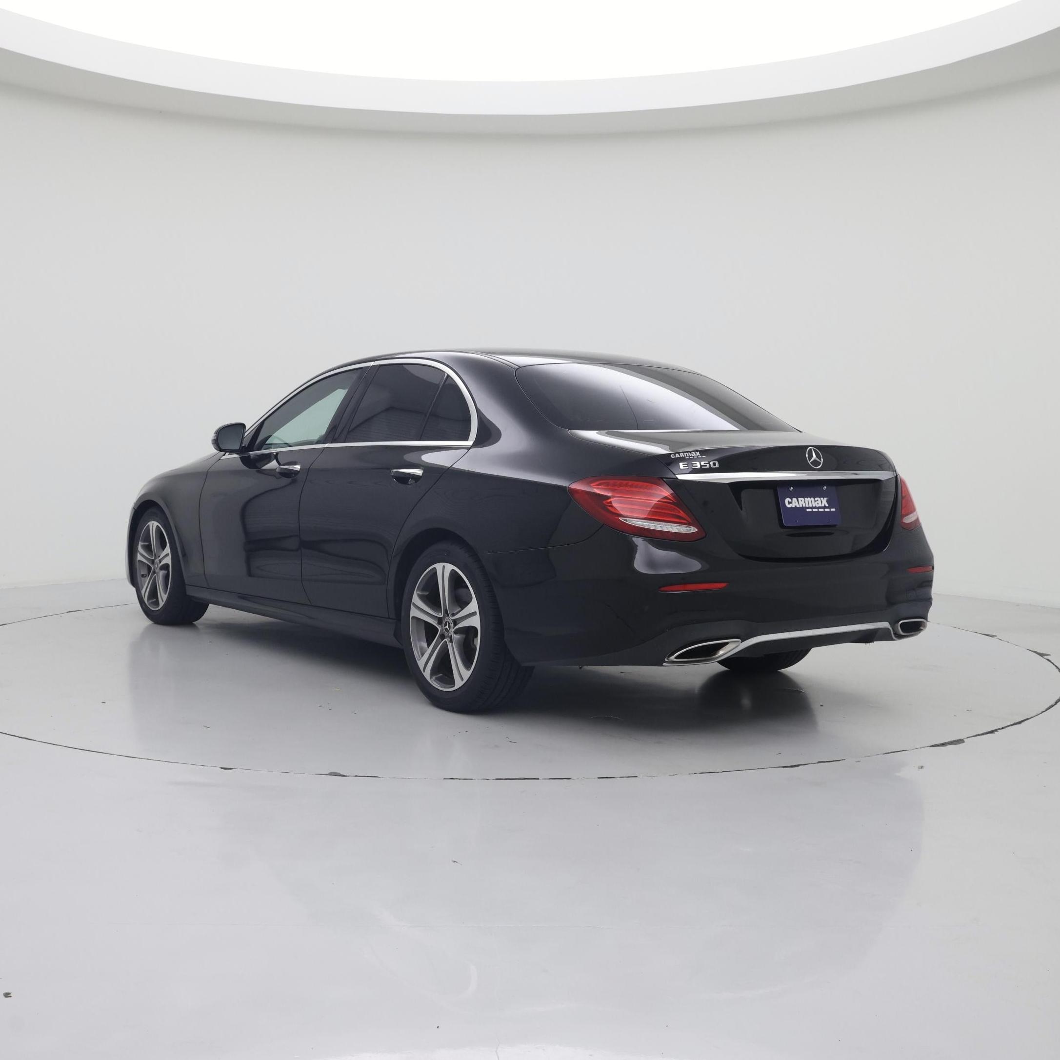 Thumbnail: 2020 Mercedes-Benz E-Class - 2