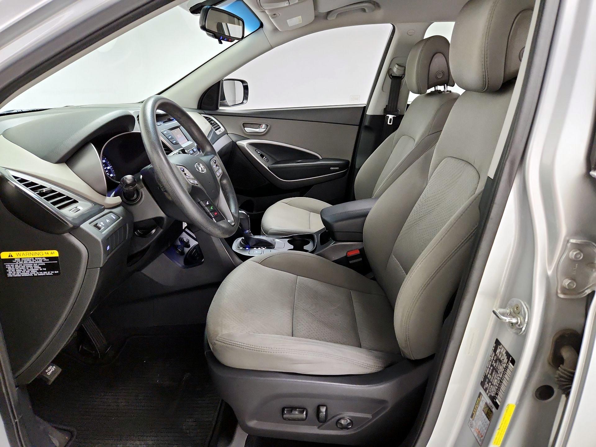 Thumbnail: 2016 Hyundai Santa Fe - 11