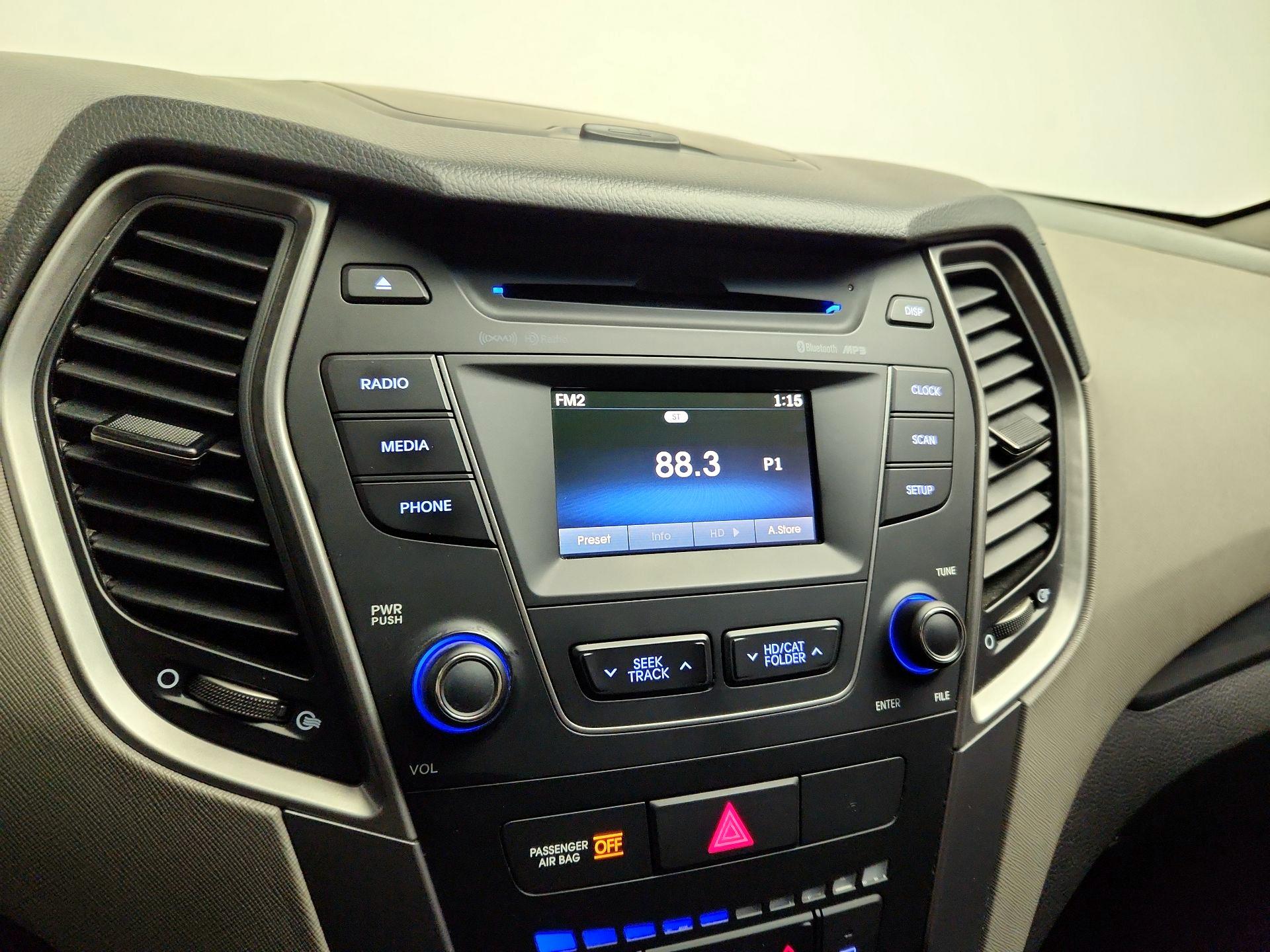 Thumbnail: 2016 Hyundai Santa Fe - 15