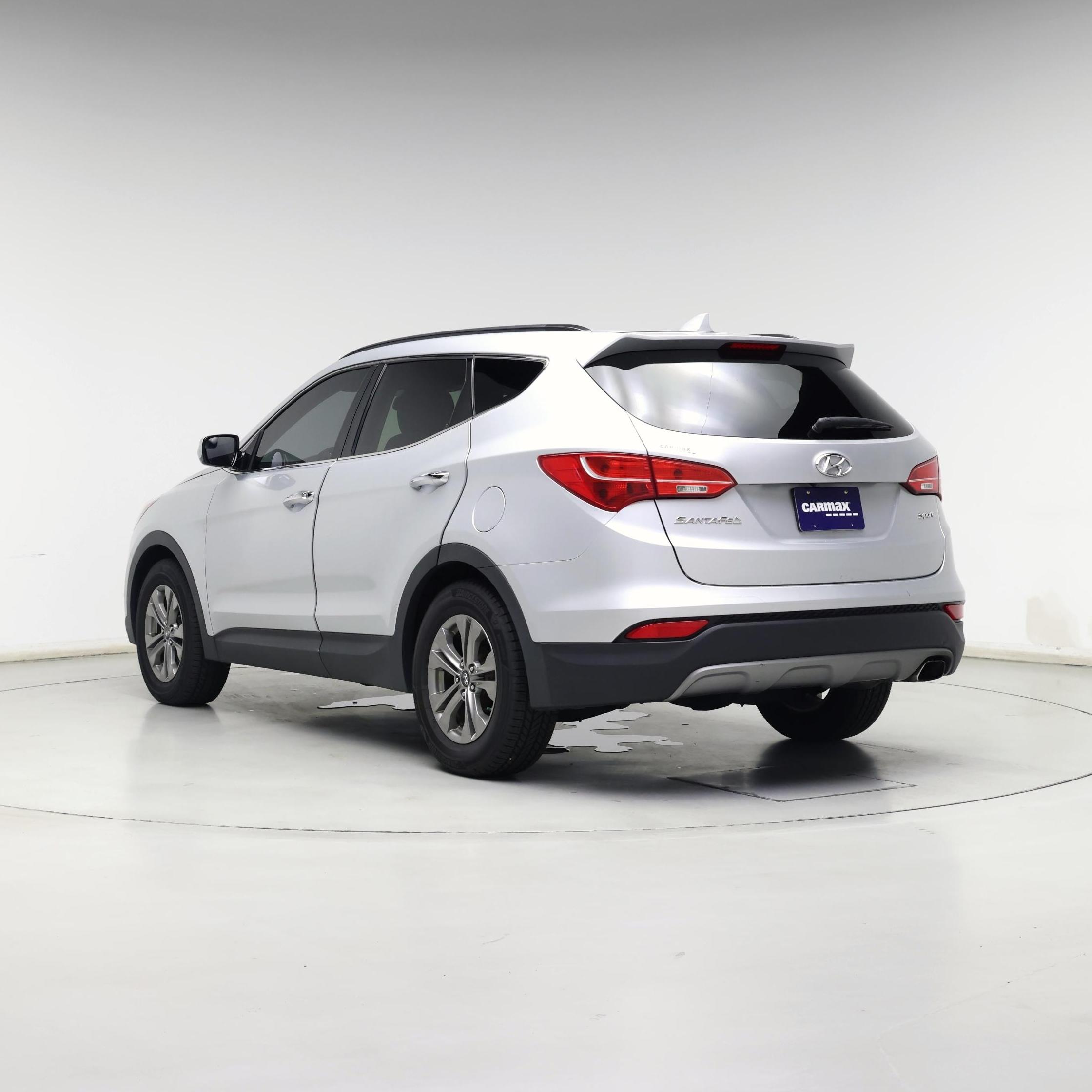 Thumbnail: 2016 Hyundai Santa Fe - 2